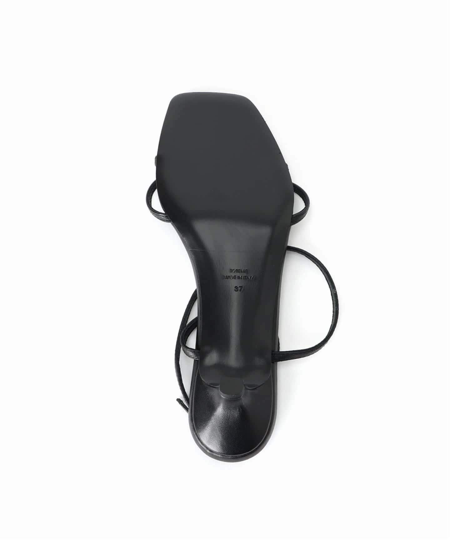 TOTEME/トーテム】LEATHER CROSSOVER SANDALS（サンダル）｜AP