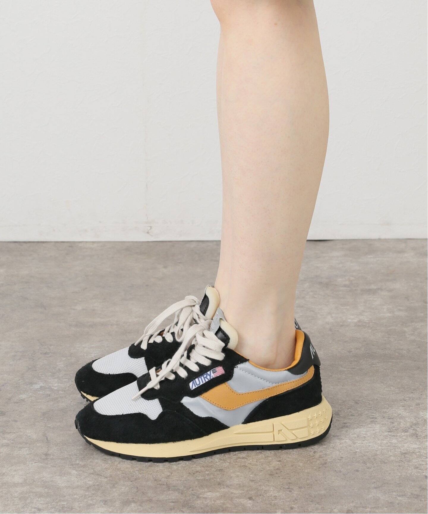 美品　AUTRY オートリー スニーカー REELWIND LOW 完売品 AUTRY REELWIND LOW 39 オートリー