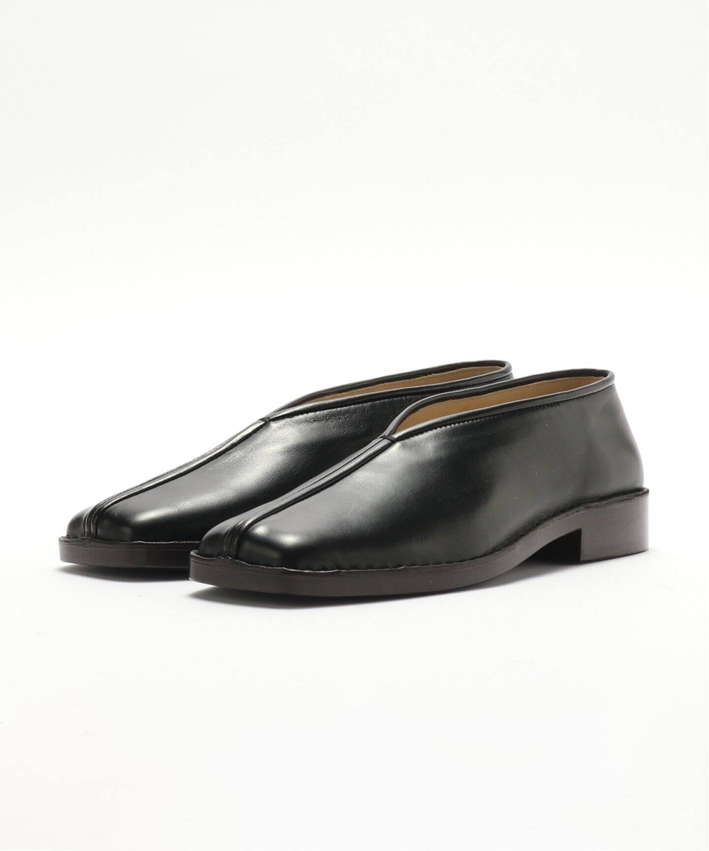 LEMAIRE / ルメール】FLAT PIPED SLIPPERS（レザーシューズ 