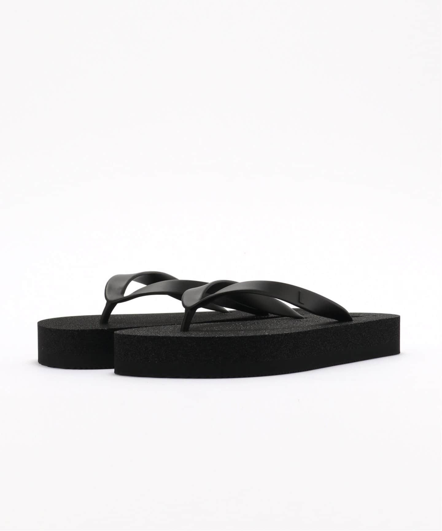 Buntaページ Amazon.com | BCBGeneration Women's Laila Sandal, Begonia
