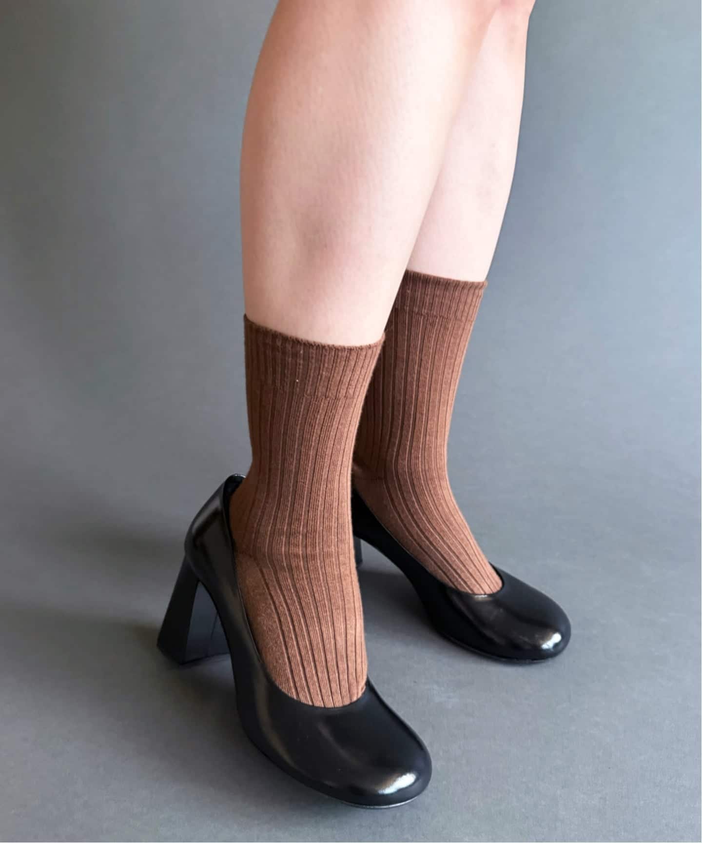 極美品✨ファビオルスコーニ ベルベットスクエアトゥ パンプス　ブラウン　36 極美品✨ファビオルスコーニ ベルベットスクエアトゥ パンプス