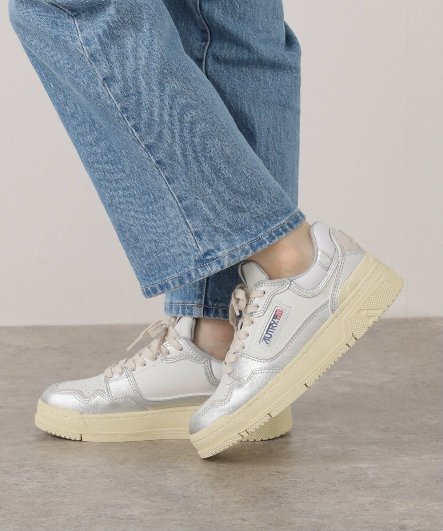 AUTRYオートリーCLC Low Sneakersスニーカー AUTRY スニーカー 「AUTRY/オートリー」 CLC LOW MOM レディース