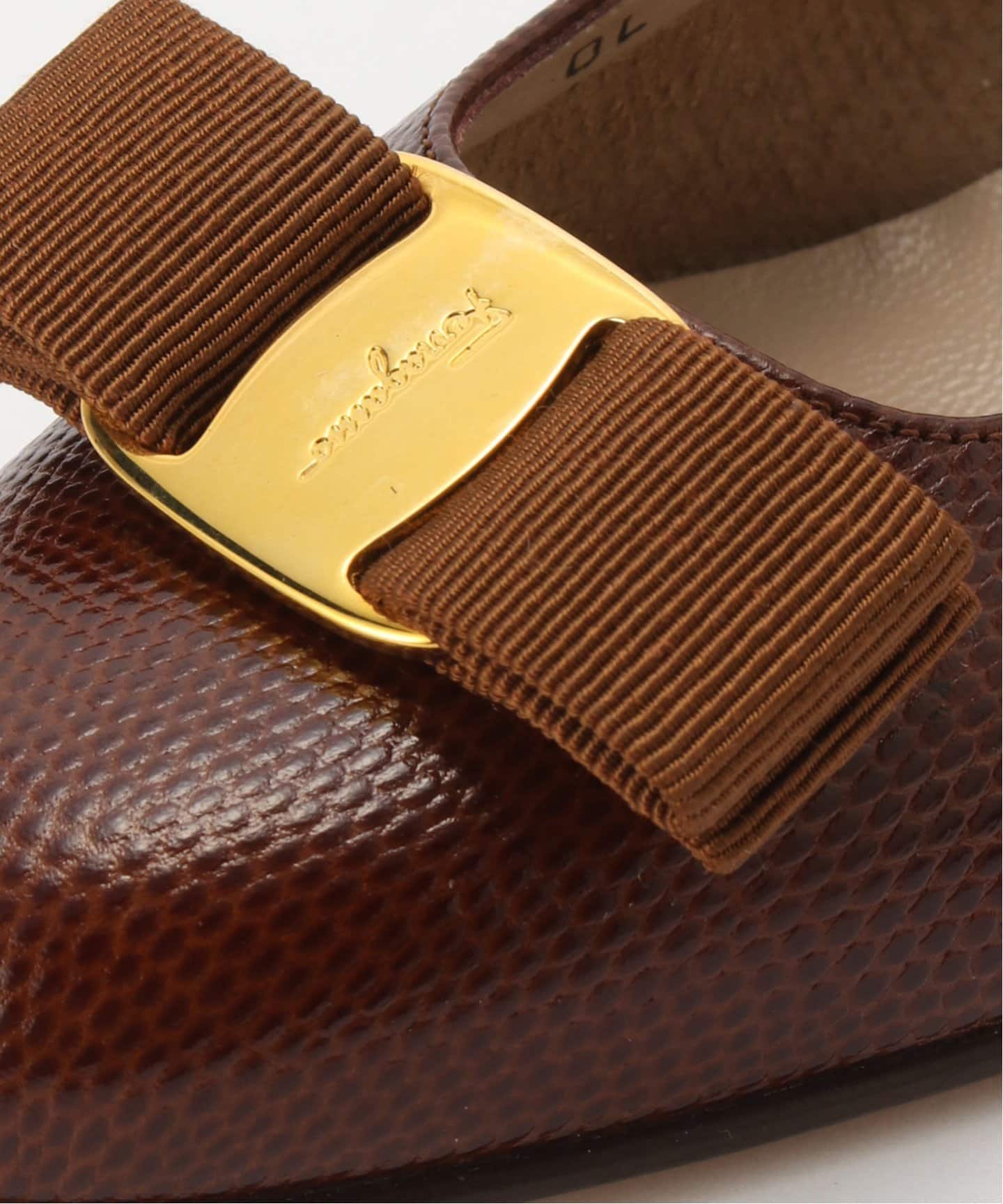 k*o様 フェラガモパンプス91/2 c パンプス - ウィメンズ | Ferragamo