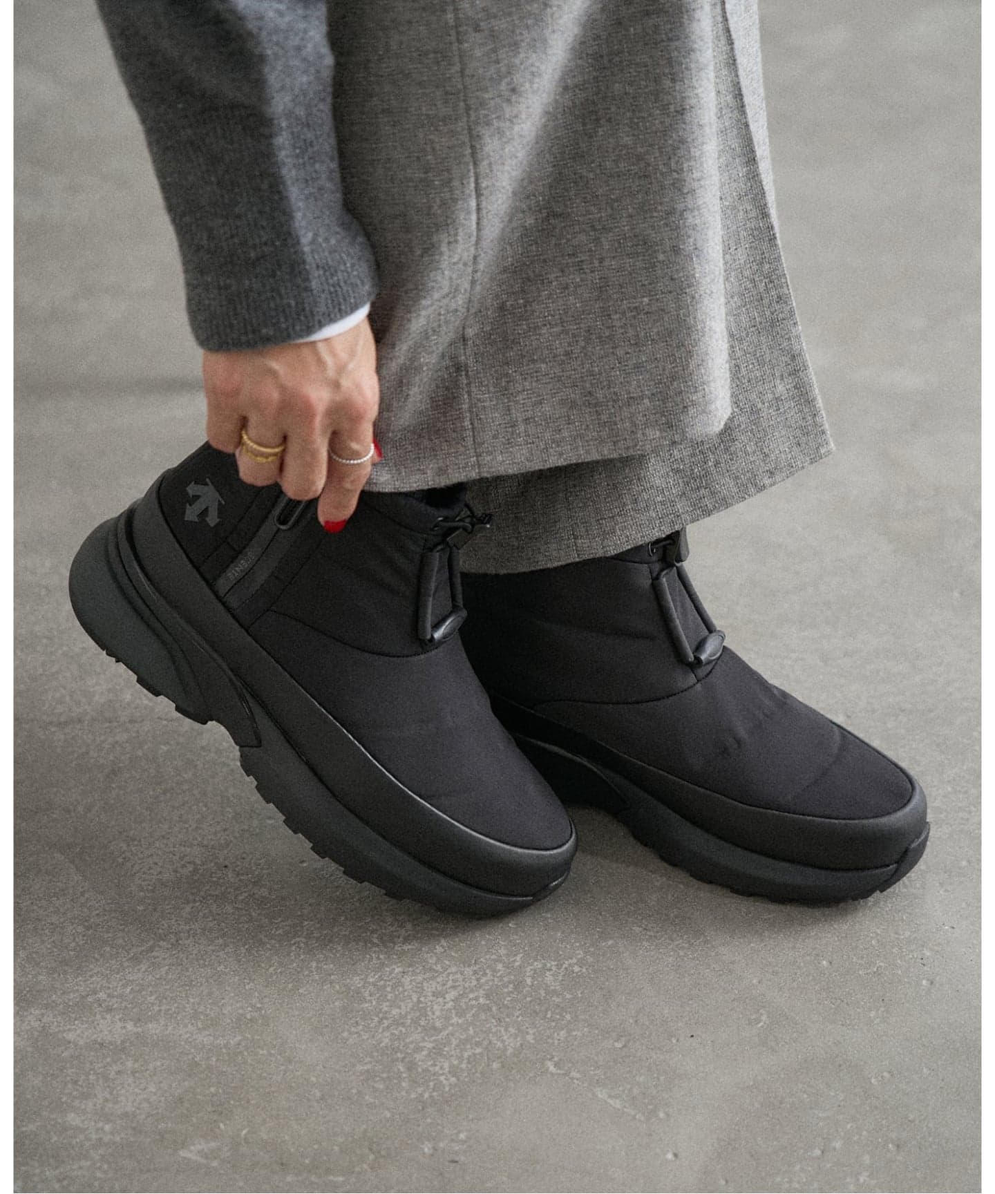 WEB・一部店舗限定/追加》別注 DESCENTE ALLTERRAIN DTRACE PAD MID MG