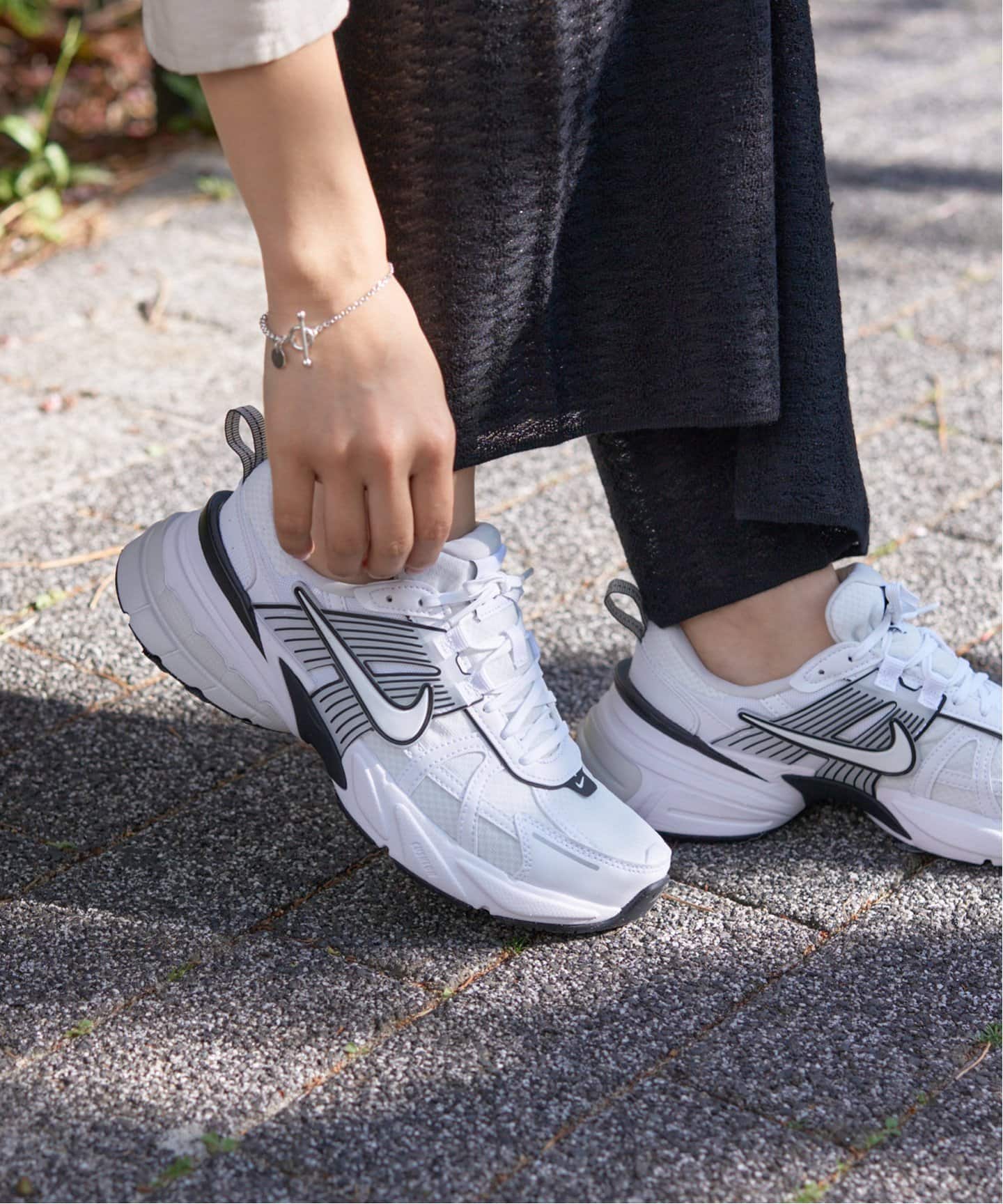 NIKE/ナイキ W NIKE V2K ラン HF5342（スニーカー）｜IENA（イエナ）の