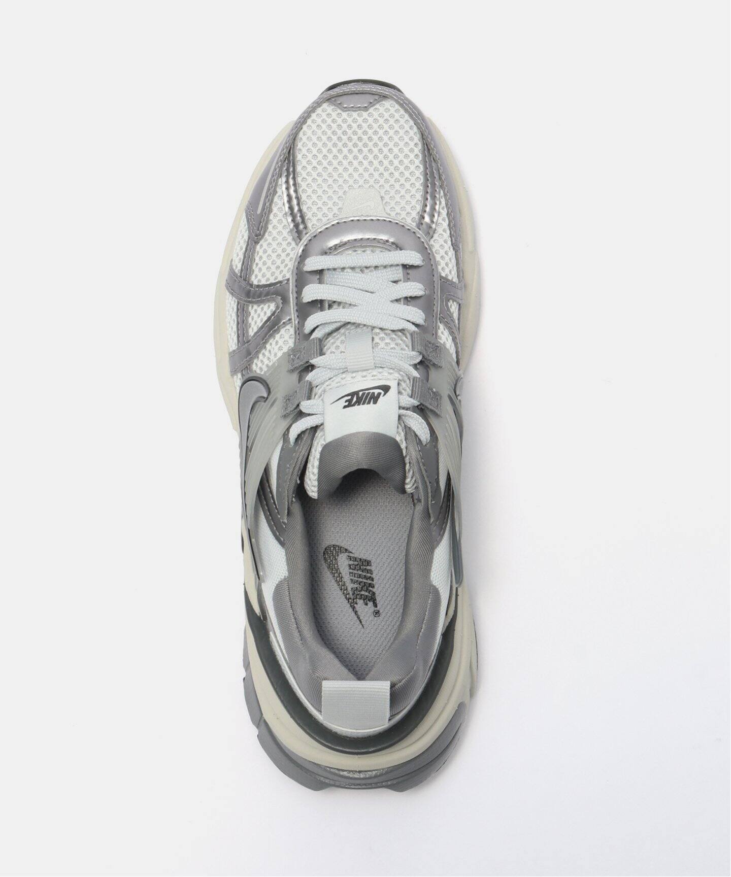 Amazon.co.jp: Nike FD0736-104 Shoes Sneakers, V2K Run V2K