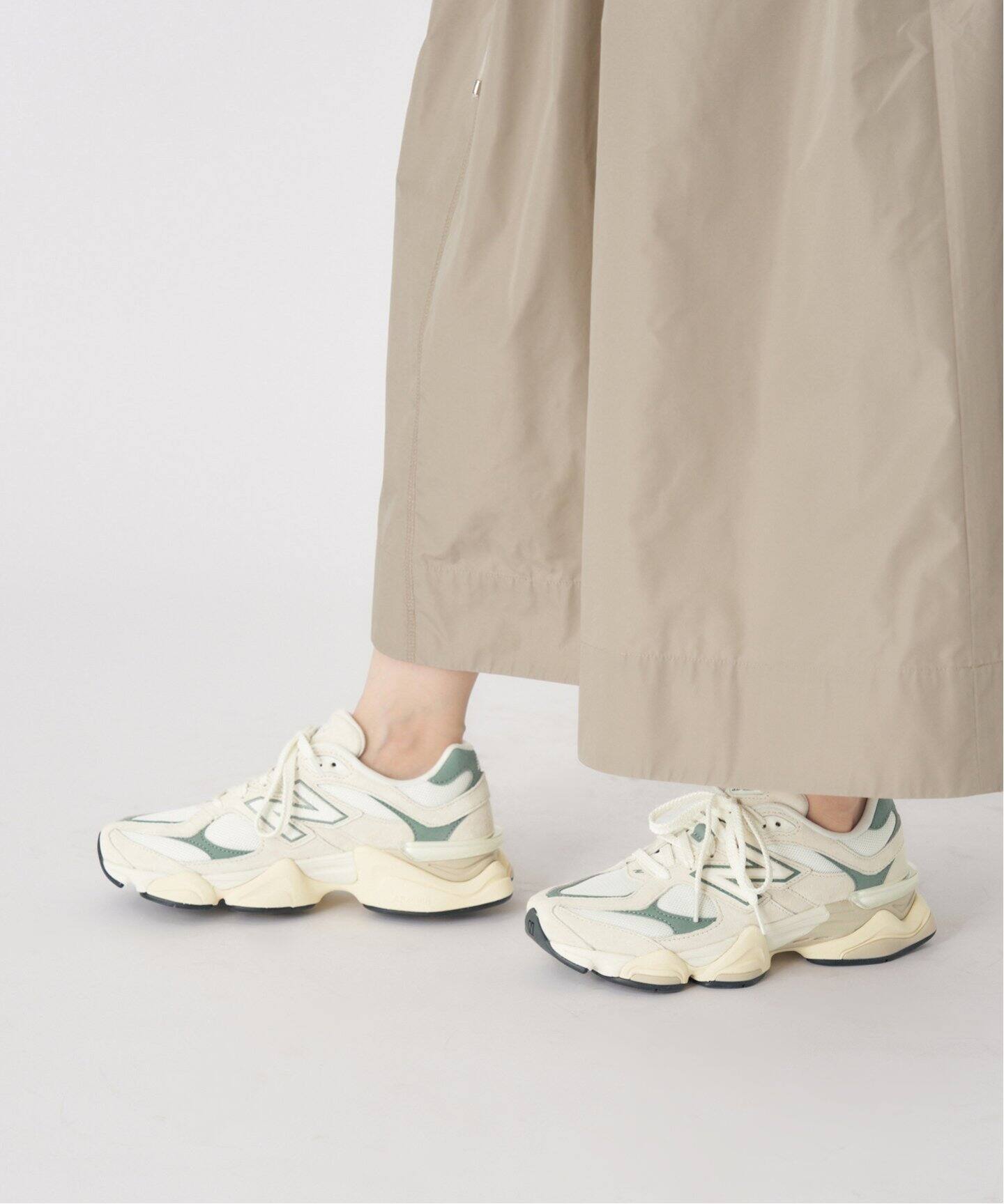 靴 NEW BALANCE U9060EEI New Balance U9060EEI OFF WHITE/GREEN（ニューバランス