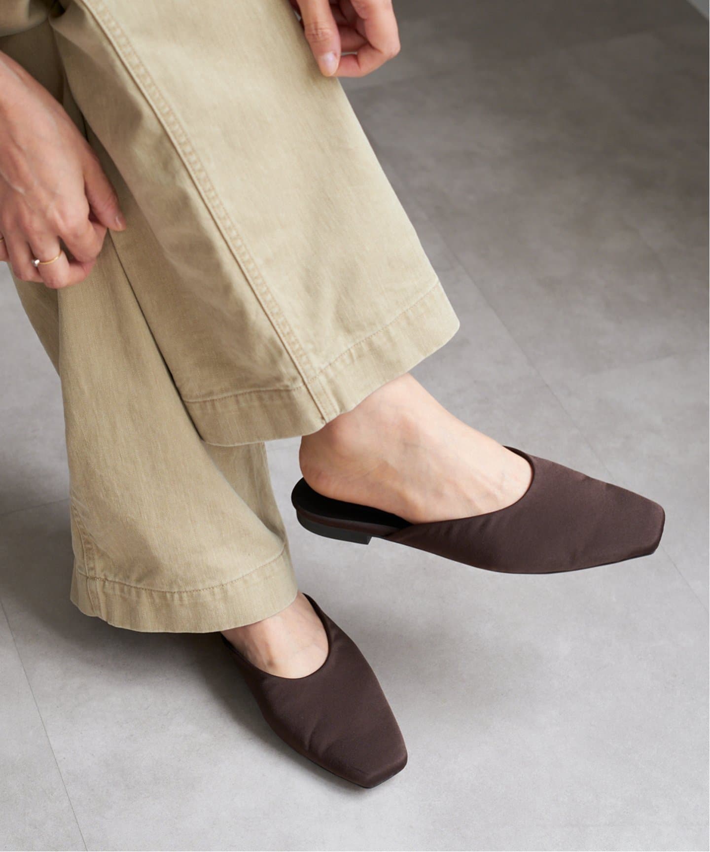 37,180円【イエナ】IENA BLACK キルティングスリッパ ミュール 靴 37,180円【イエナ】IENA BLACK キルティングスリッパ ミュール