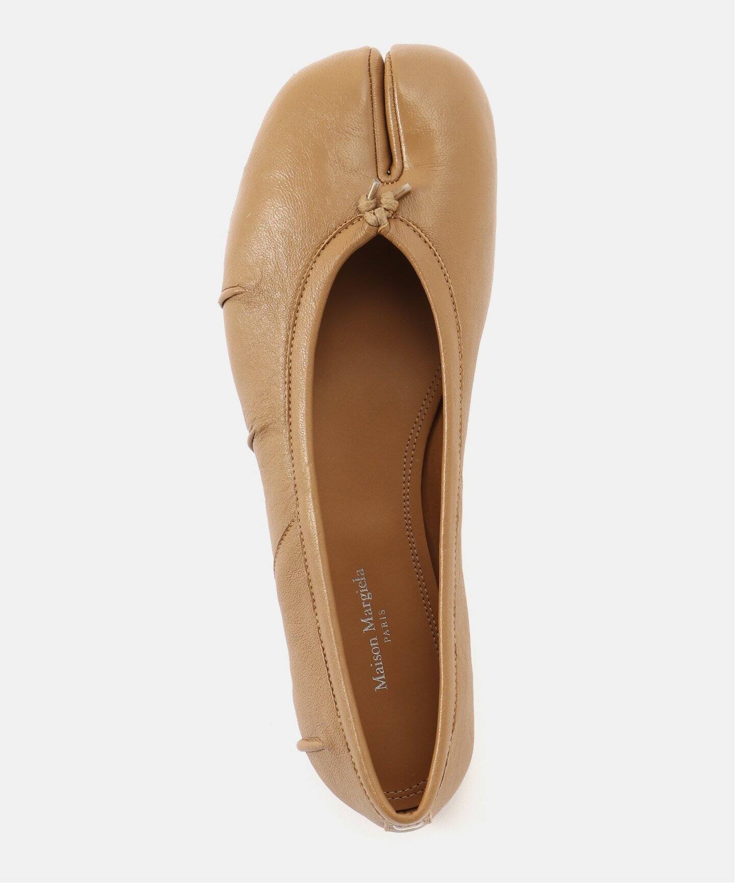 メゾンマルジェラ TABI フラットバレエシューズ 38ベージュ Amazon | [Maison Martin Margiela] [メゾン マルジェラ] Tabi
