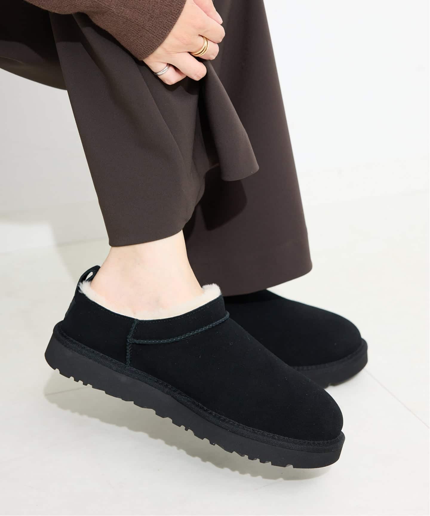 UGG/アグ W CLASSIC MICRO 1173891（その他シューズ）｜SLOBE IENA