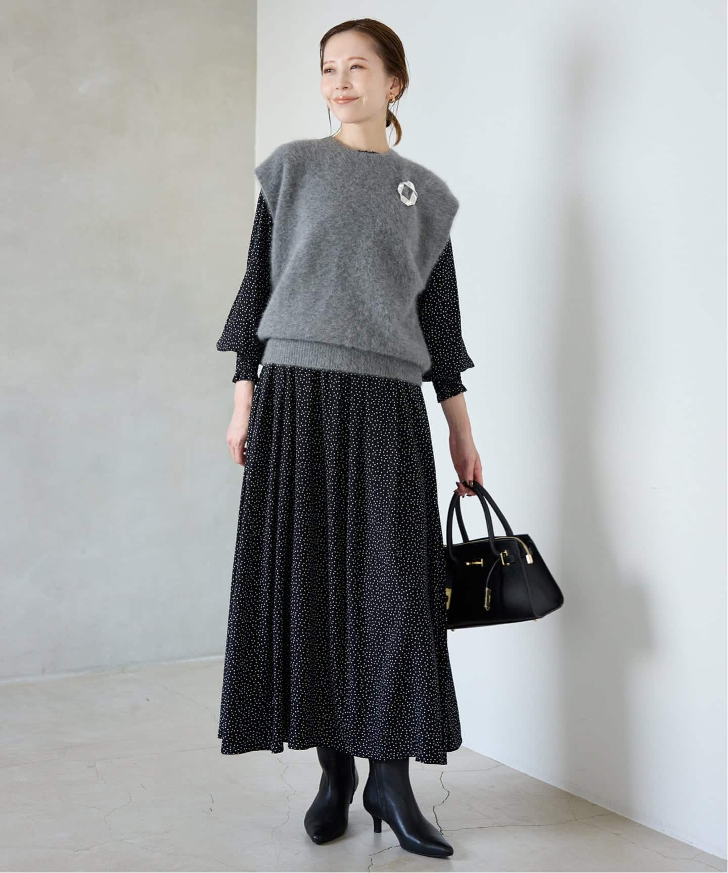 【美品】SLOBE IENA ポインテッドトゥ ショートブーツ ブラック23.5 SLOBE ポインテッドブーツ（ブーティ・ショートブーツ）｜SLOBE