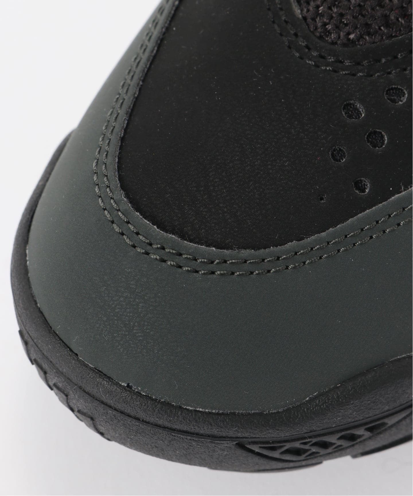 Reebok/リーボック PRESEASON 94 LOW 132044（スニーカー）｜SLOBE