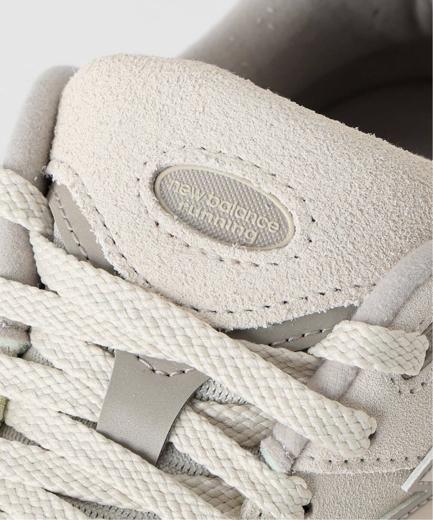 WEB限定》New Balance / ニューバランス UR2002RBE スニーカー