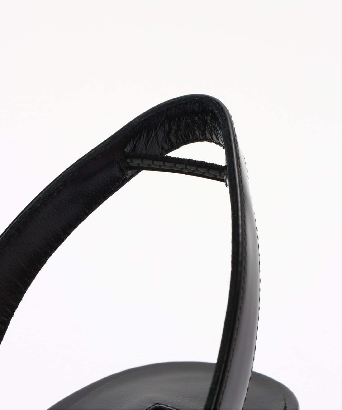 BRENTELLA / ブレンテッラ SQ ONE STRAP サンダル（サンダル