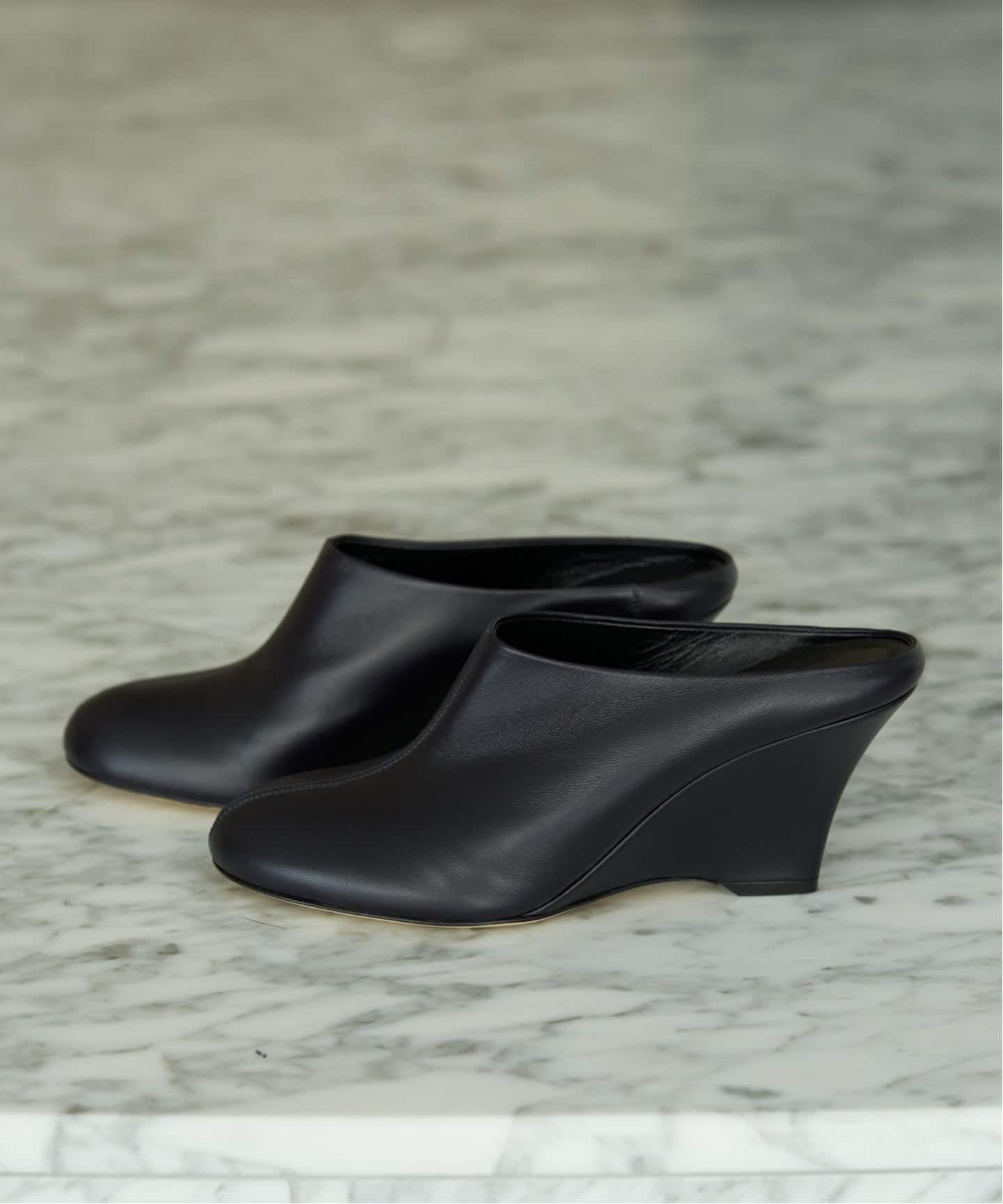 BRENTA ブレンテッラ　黒　ミュール　38 BRENTA ブレンテッラ 黒 ミュール 38 BRENTA ブレンテッラ 黒