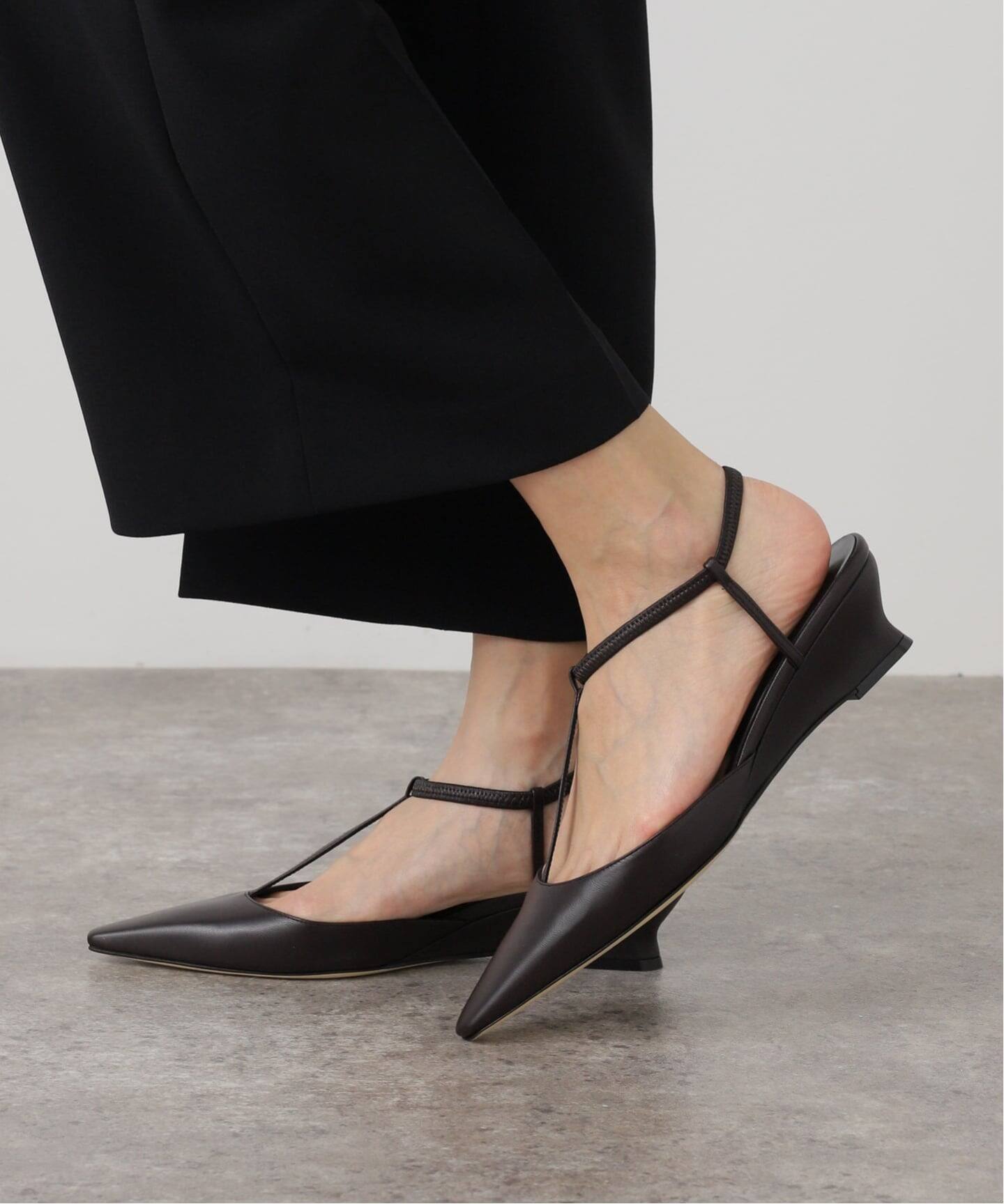 BRENTELLA / ブレンテッラ T-STRAP WEDGE シューズ（その他シューズ