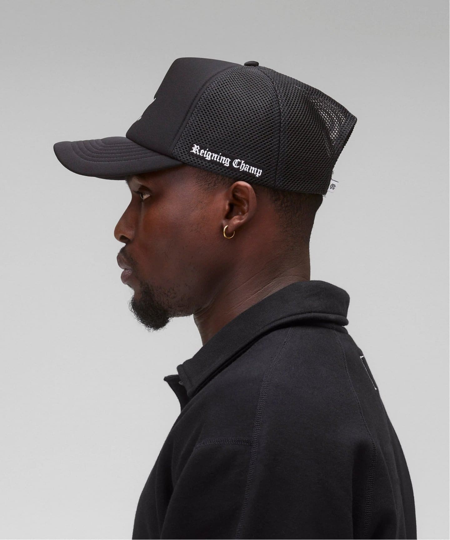 OLD ENGLISH TRUCKER CAP（キャップ）｜REIGNING CHAMP