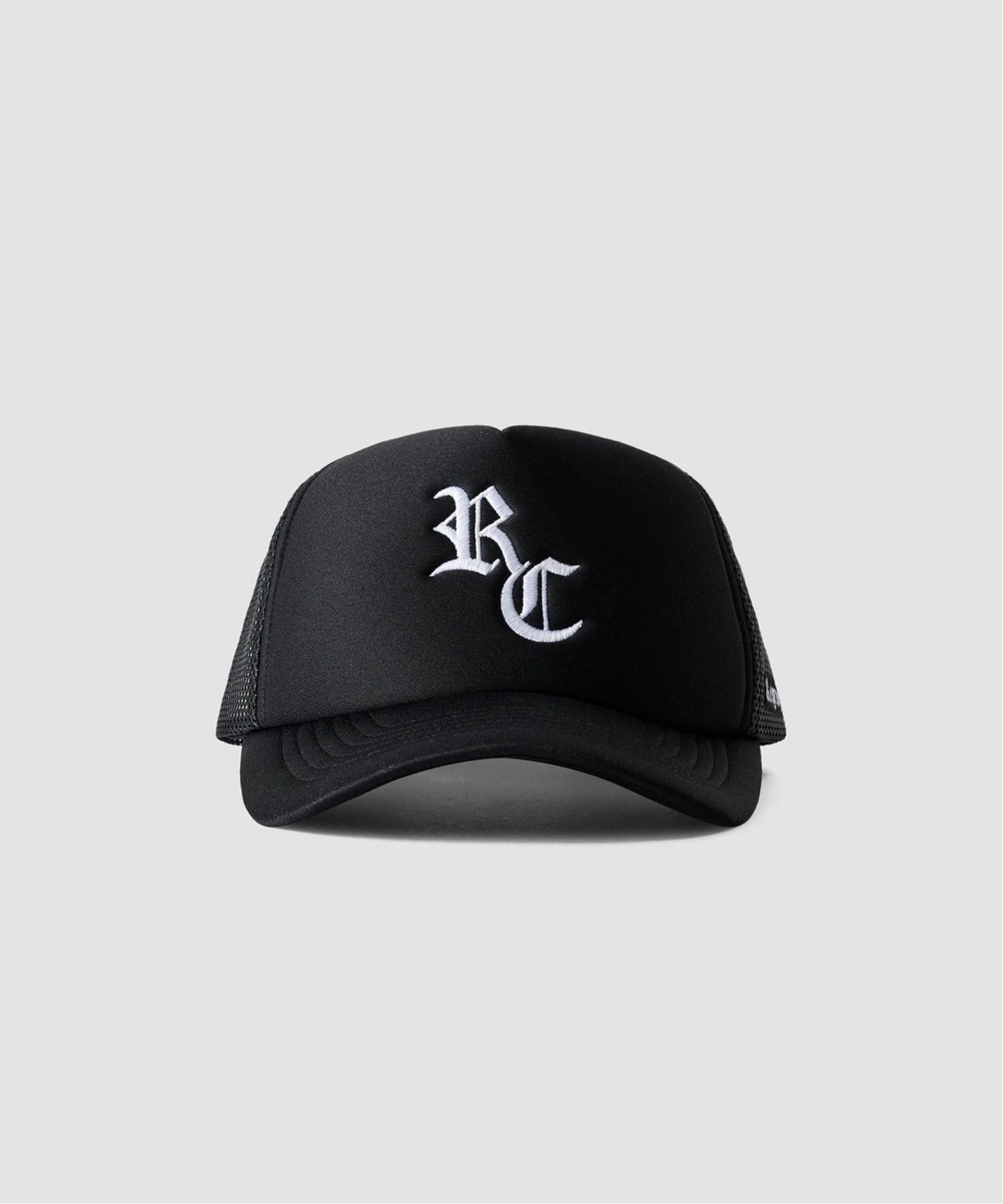 OLD ENGLISH TRUCKER CAP(キャップ)|REIGNING CHAMP OLD ENGLISH TRUCKER CAP(キャップ)|REIGNING CHAMP