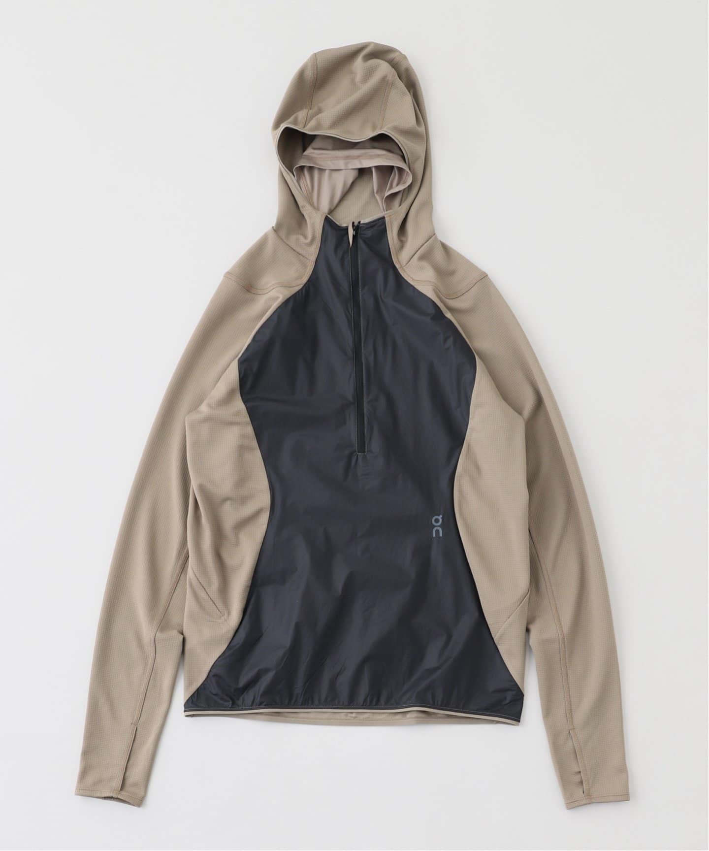 On Trail Balaclava-T PAF 1 U 1UE30032563（その他ブルゾン／アウター