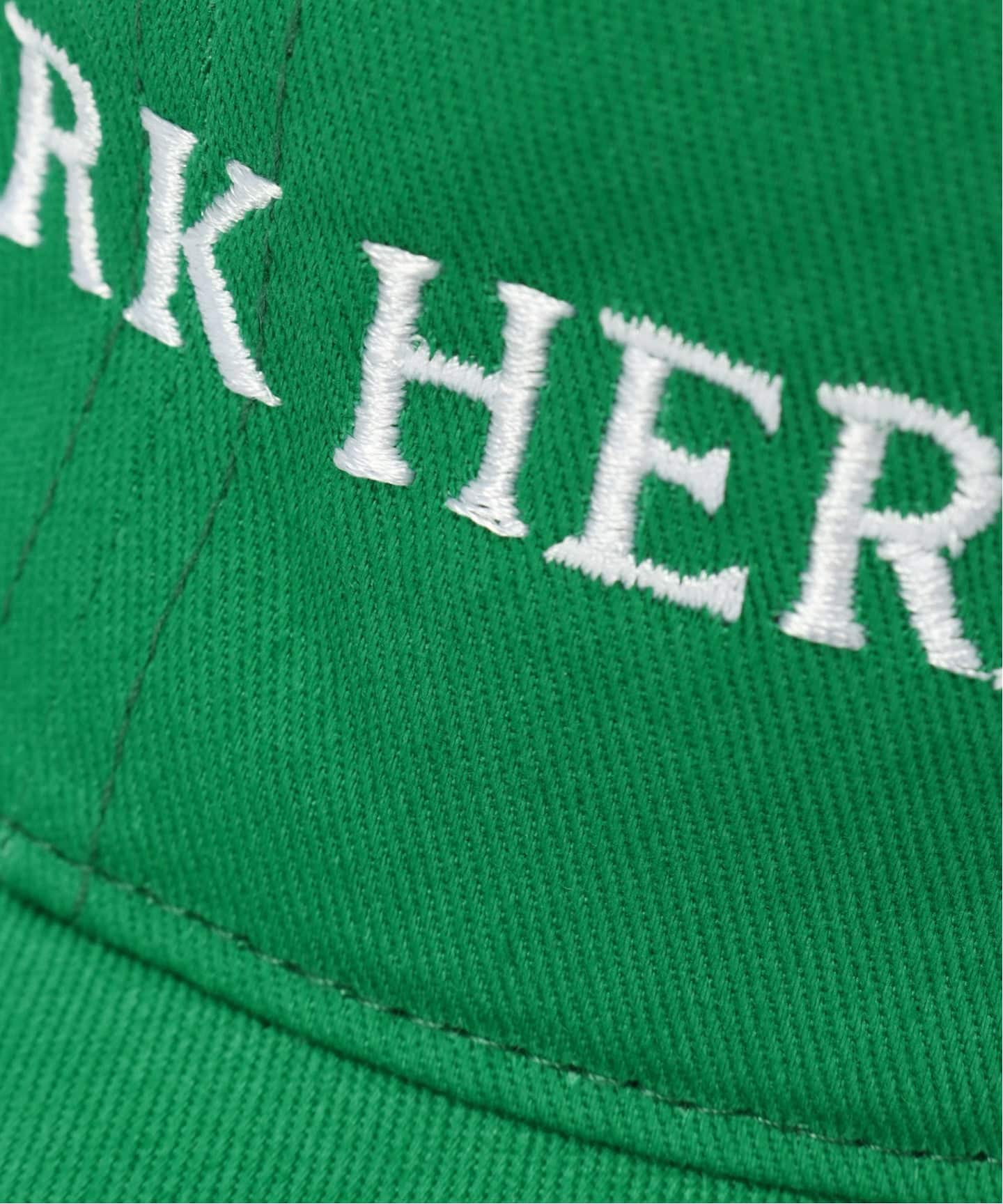 IDEA BOOKS / アイディアブックス I WORK HERE SOMETIMES HAT