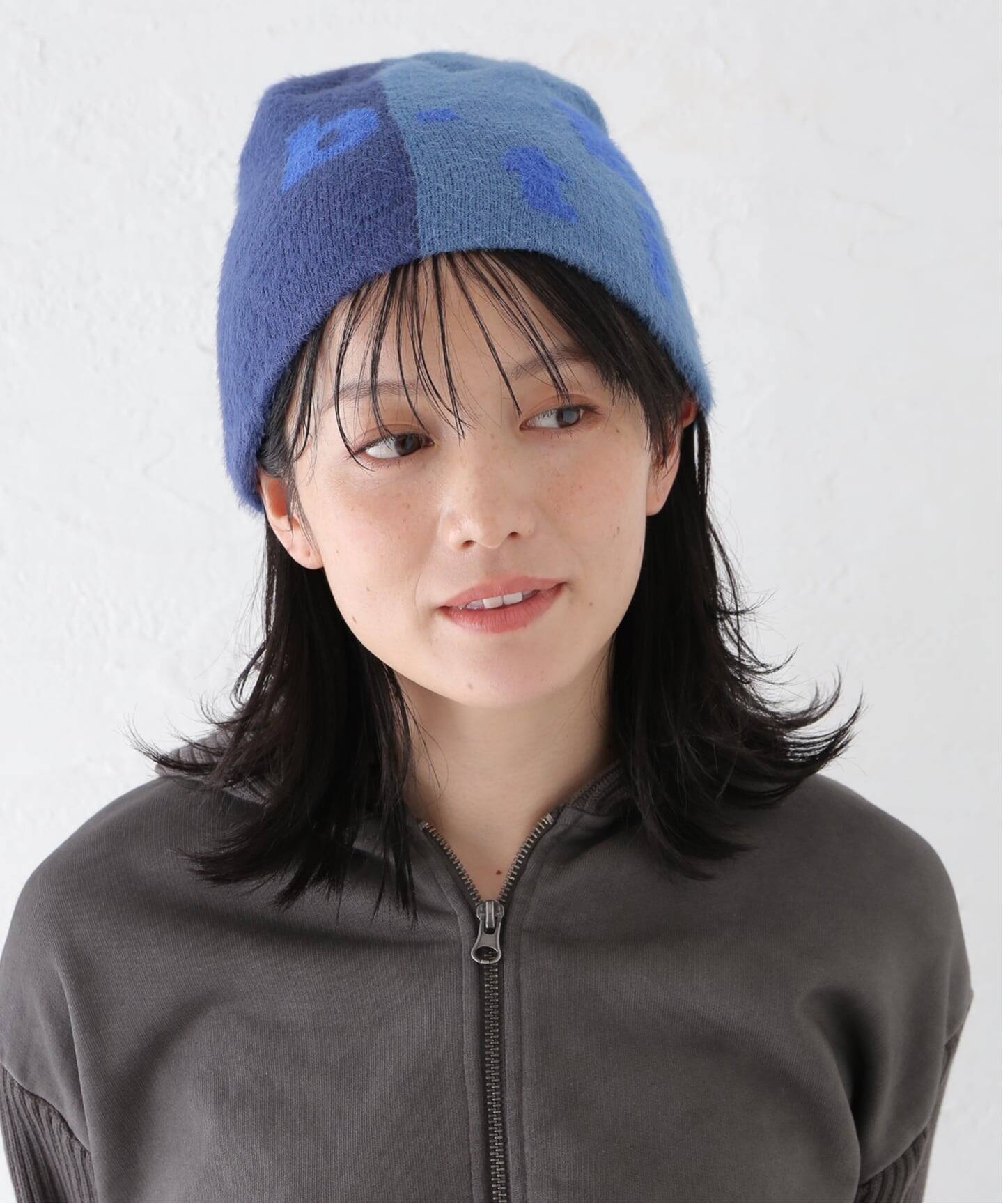 B.eautiful ビーニー b.Eautiful