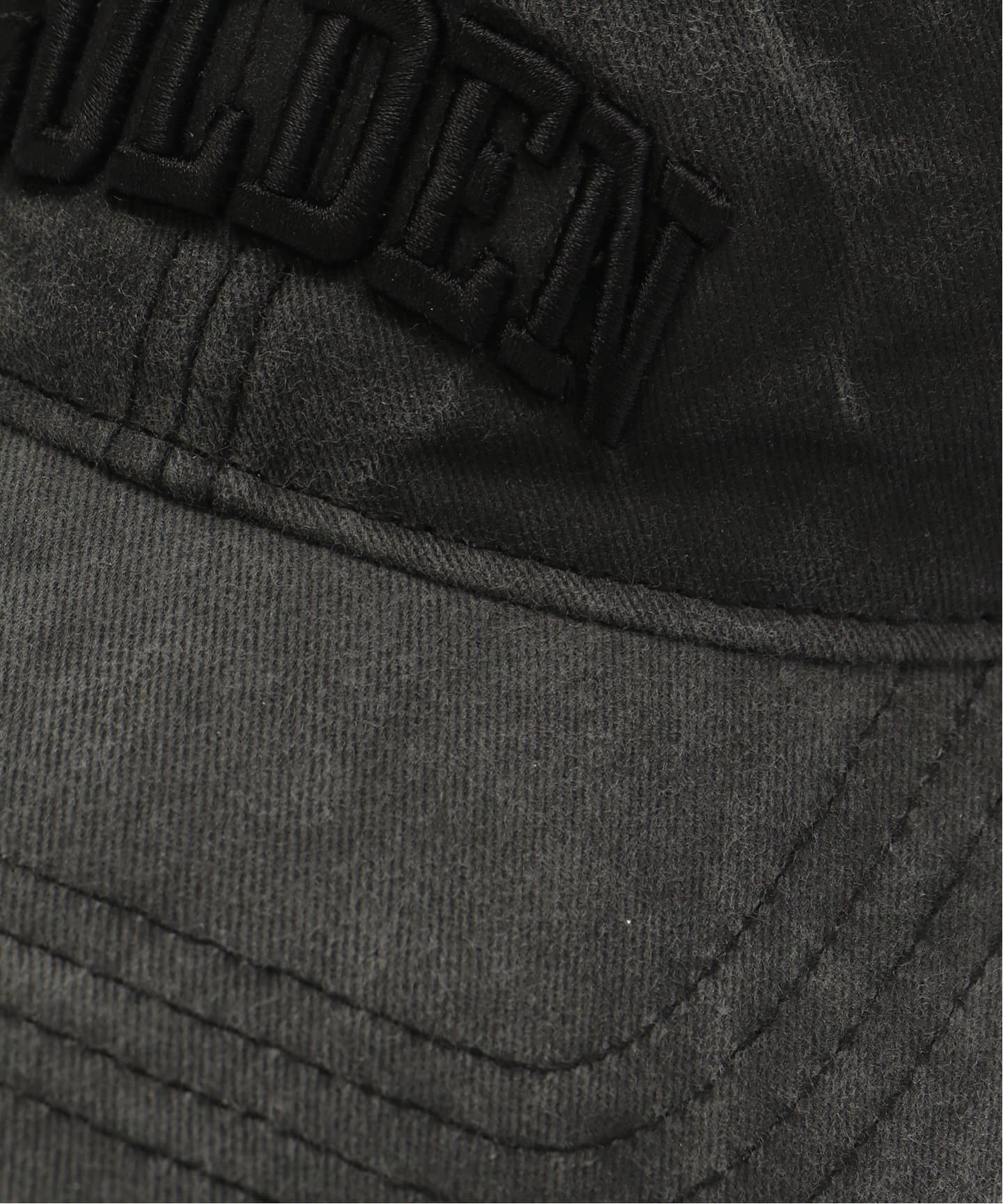 GOLDEN GOOSE / ゴールデングース】GOLDEN EMBROIDERY CAP