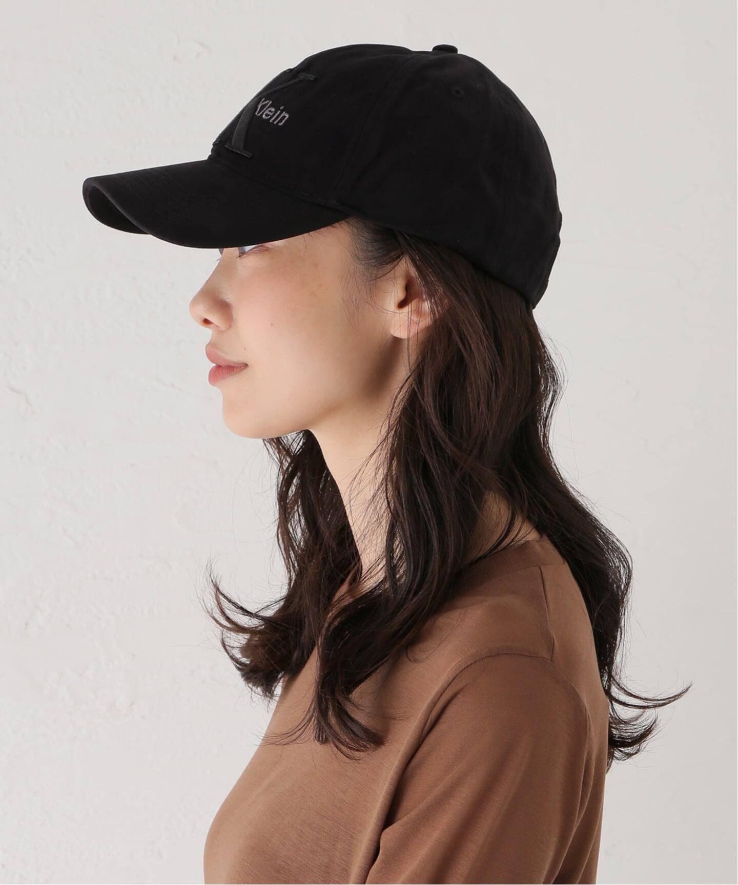 カルバンクライン 帽子 レディース アクセサリー MONOLOGO PATCH BEANIE UNISEX - Beanie - black キャップ 帽子 Calvin Klein&frasl;カルバンクライン LARGE LAYERED MONOLOGO