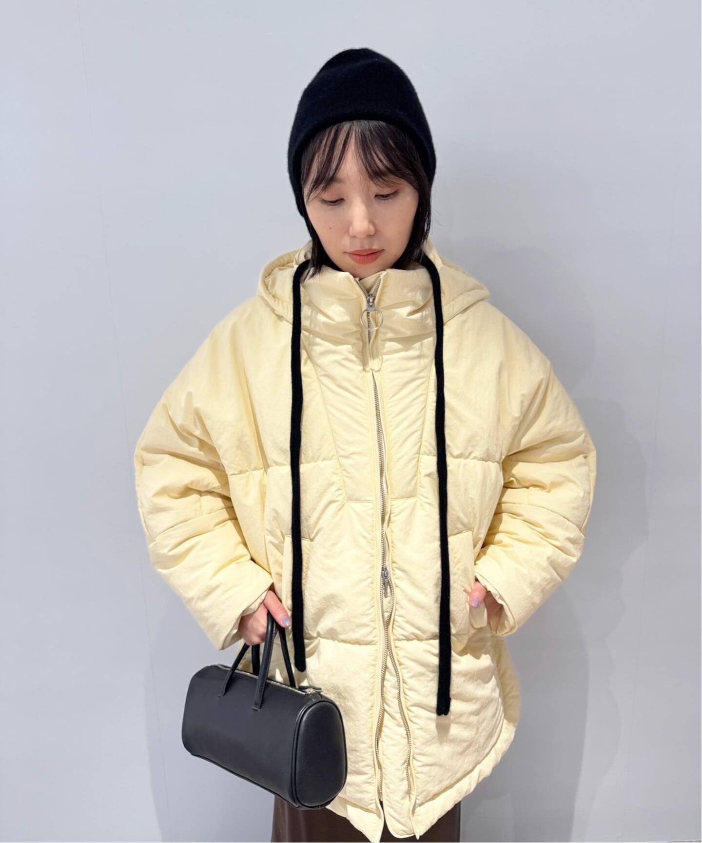 ＜BASERANGE＞TIER HOODED WRAP/フード Baserange Tier Hooded Wrap (Black)