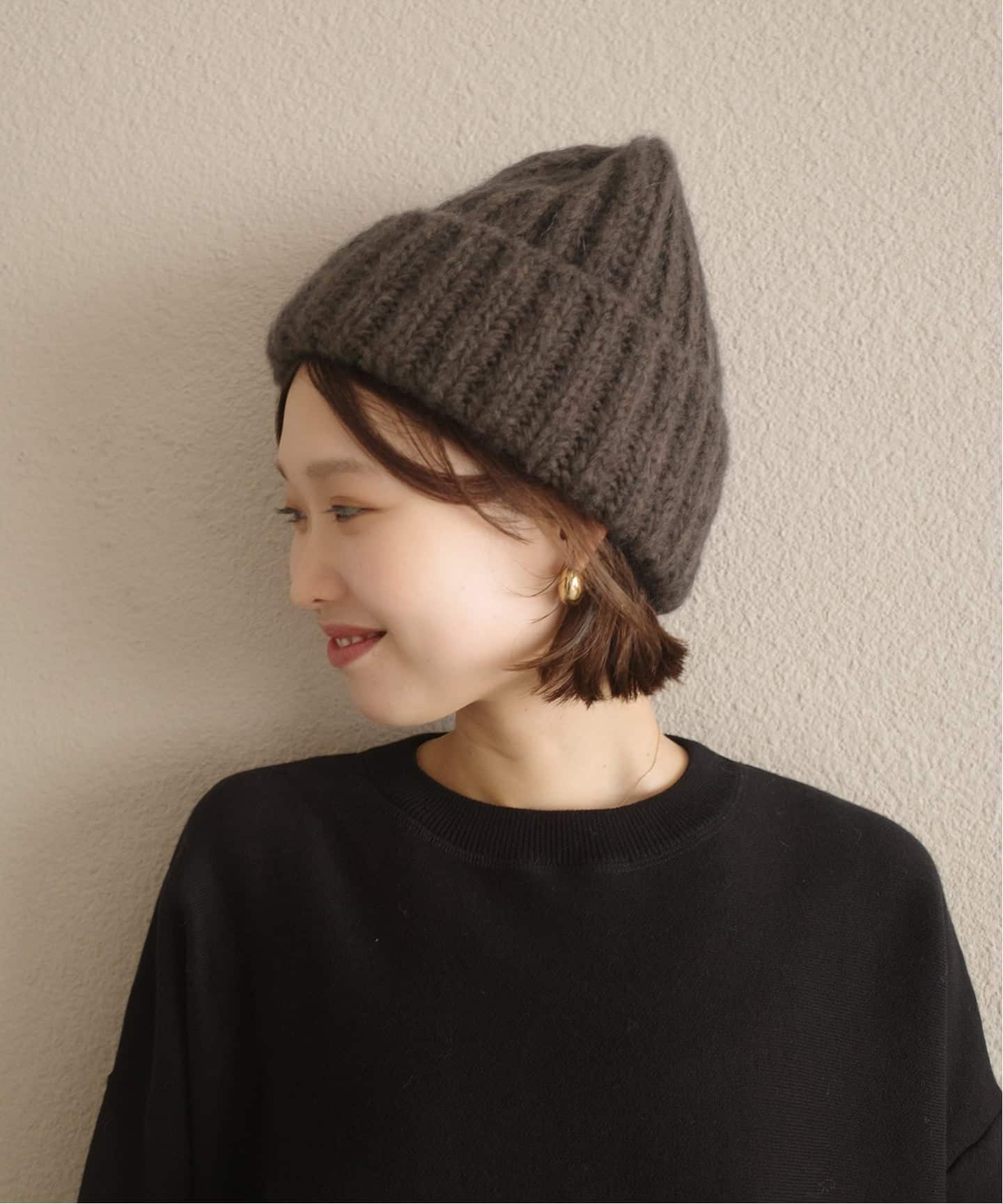 【ELLIE】スラブニット　ブラック PLST(プラステ)公式 | スラブシアーセーター