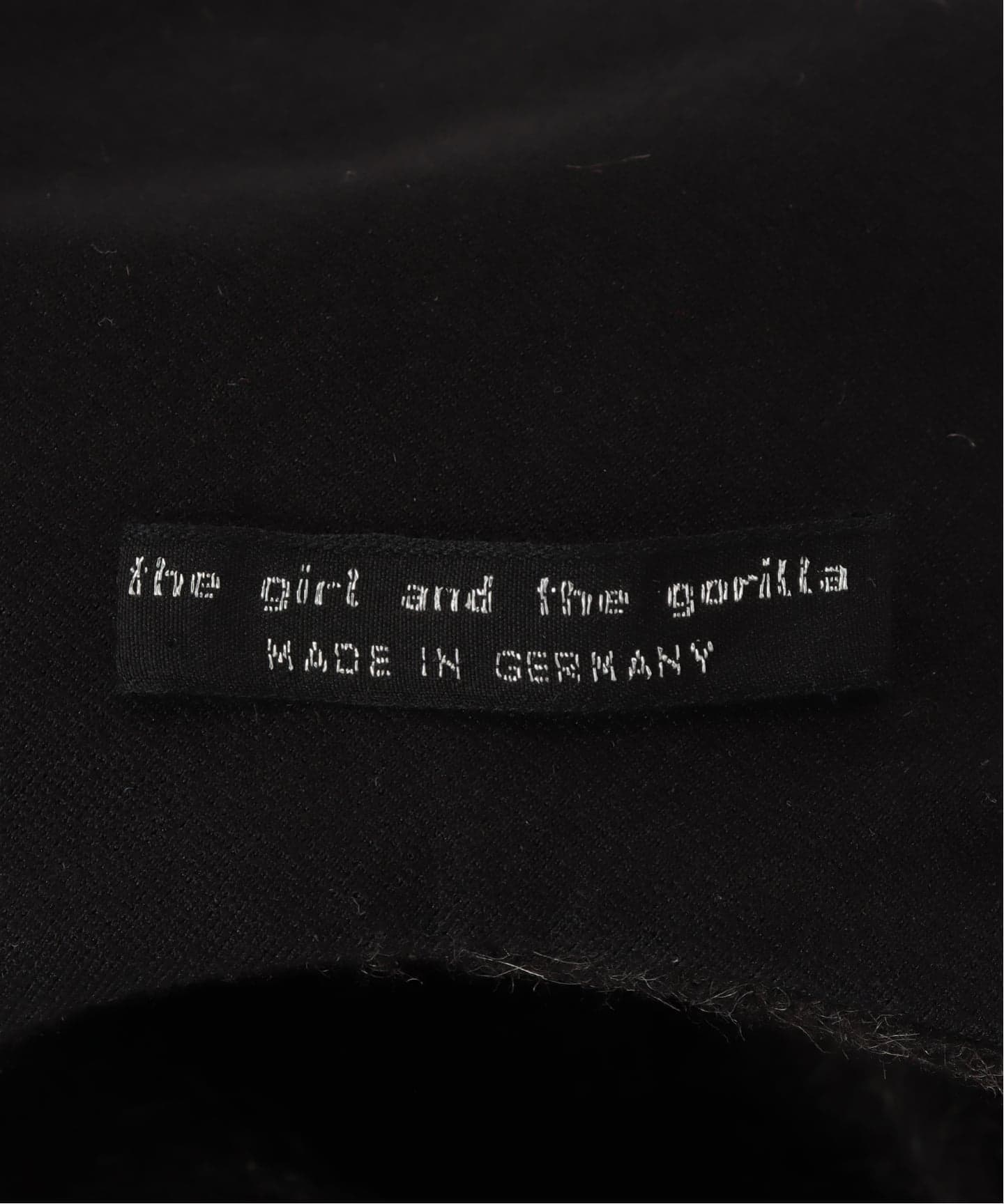 the girl and the gorilla / ザ・ガール・アンド・ザ・ゴリラ AVIATOR
