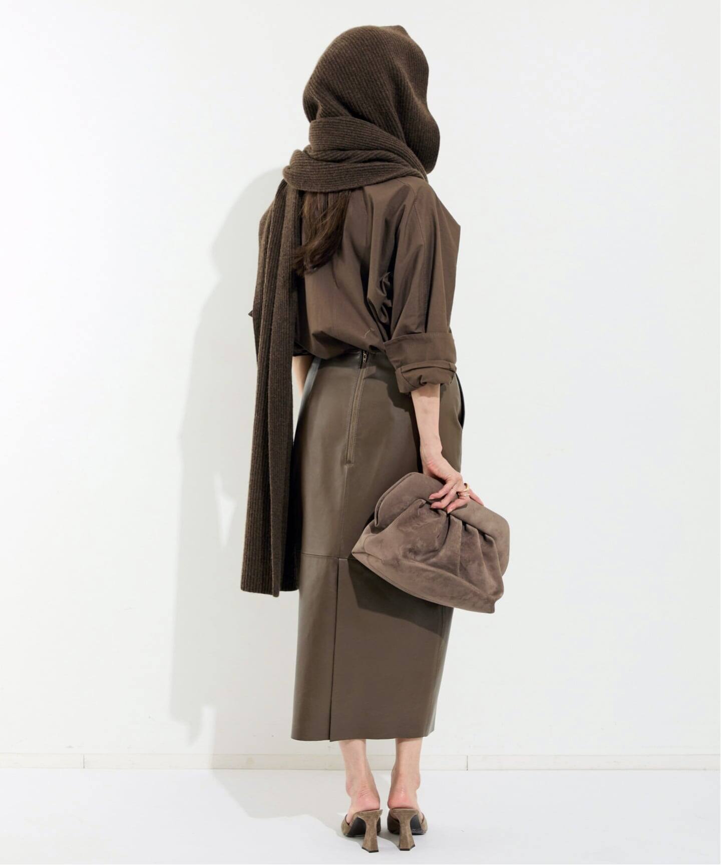 PETAR PETROV/ペーター ペトロフ】 LONG KNITTED HOOD STOLE