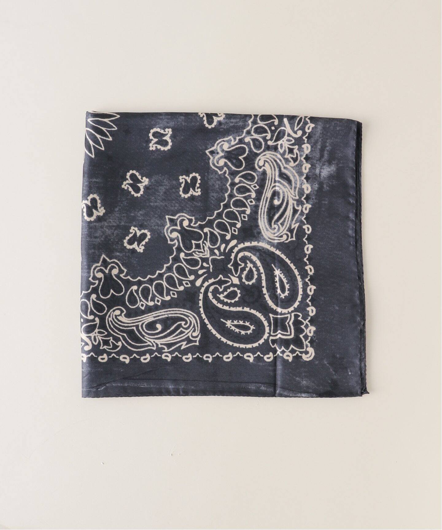 GOLDEN GOOSE/ゴールデン グース】 PAISLEY PRINT SCARFT SILK 