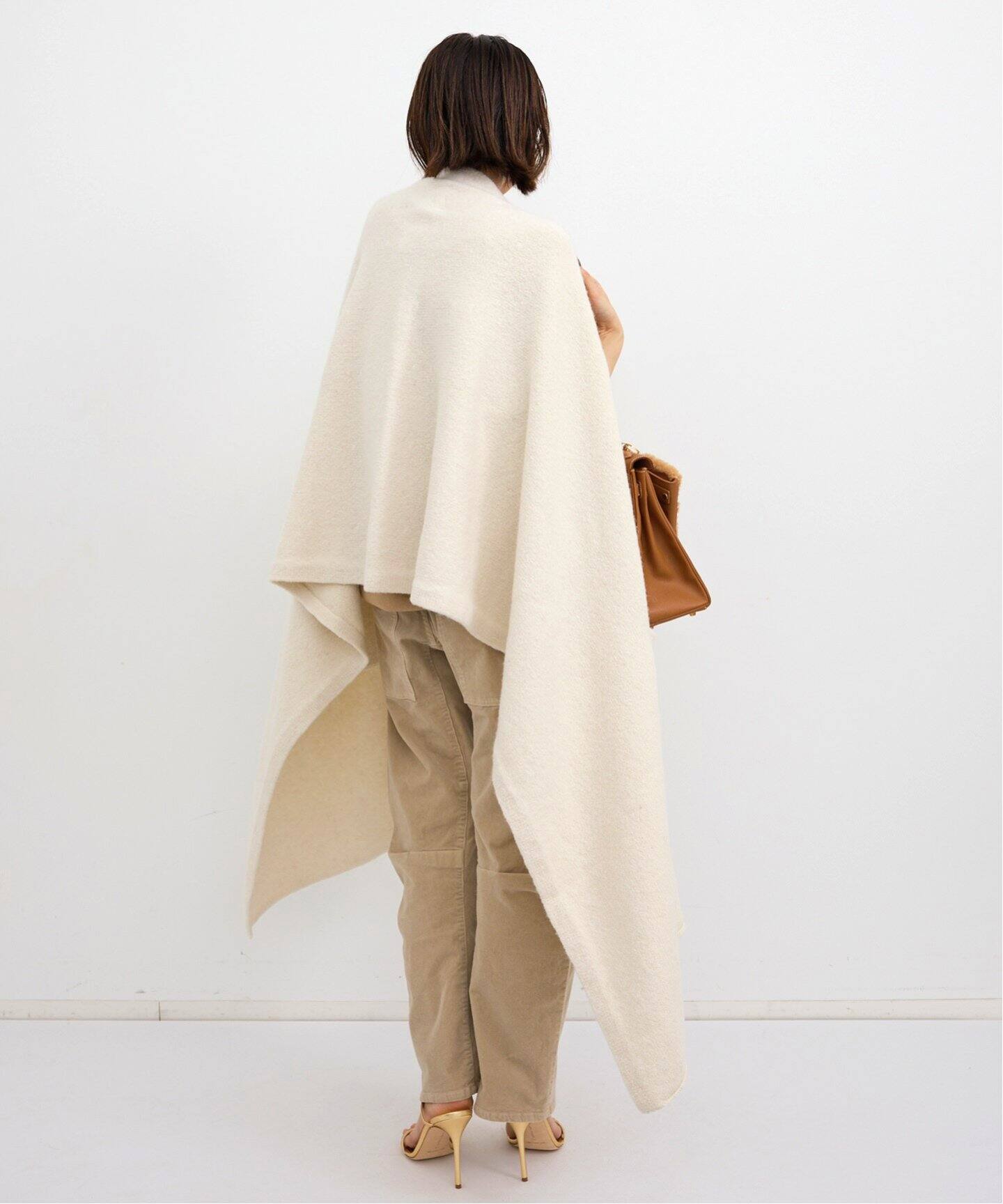 LAUREN MANOOGIAN/ローレン マヌージアン】 U CAPE（ストール）｜L  