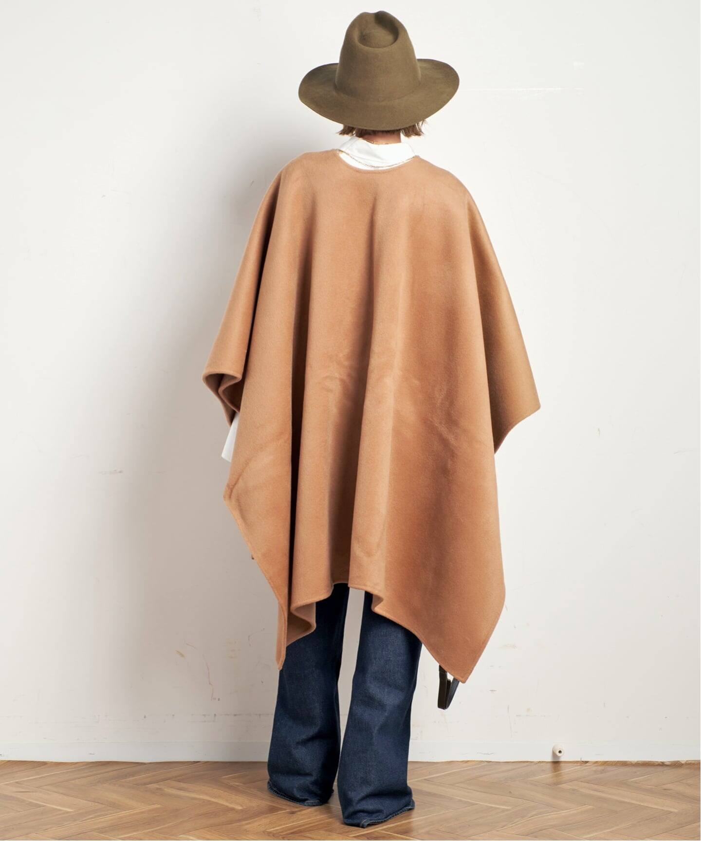 AP STUDIO ウラケ ポンチョ　キャメル THE CURATED/ザ キュレイテッド】 CAPE（ポンチョ・マント）｜AP