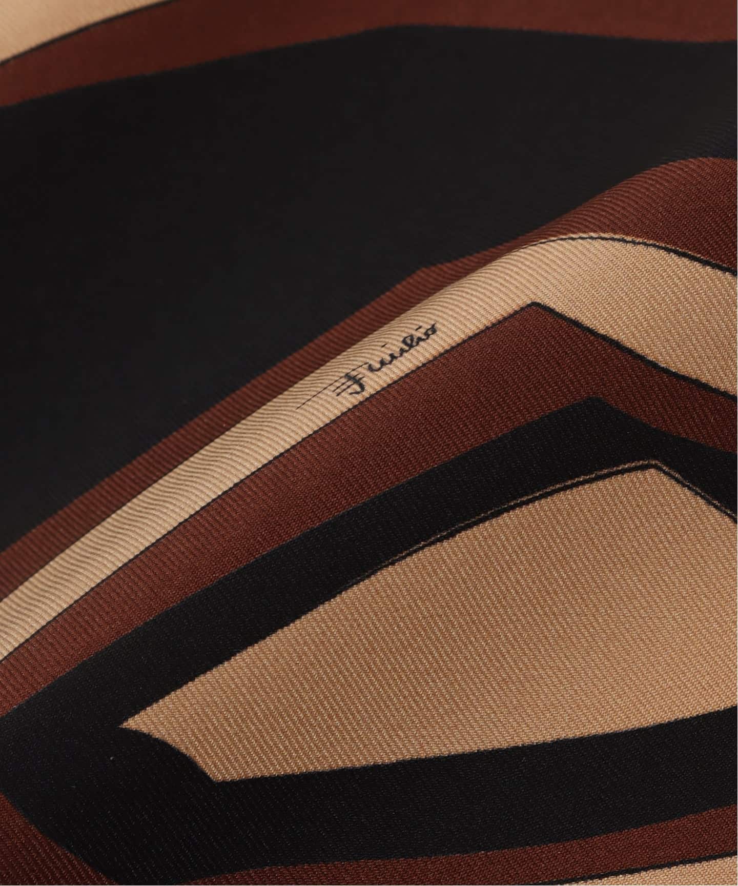 EMILIO PUCCI / エミリオプッチ FOULARD 52X52 - SILK TWILL（スカーフ