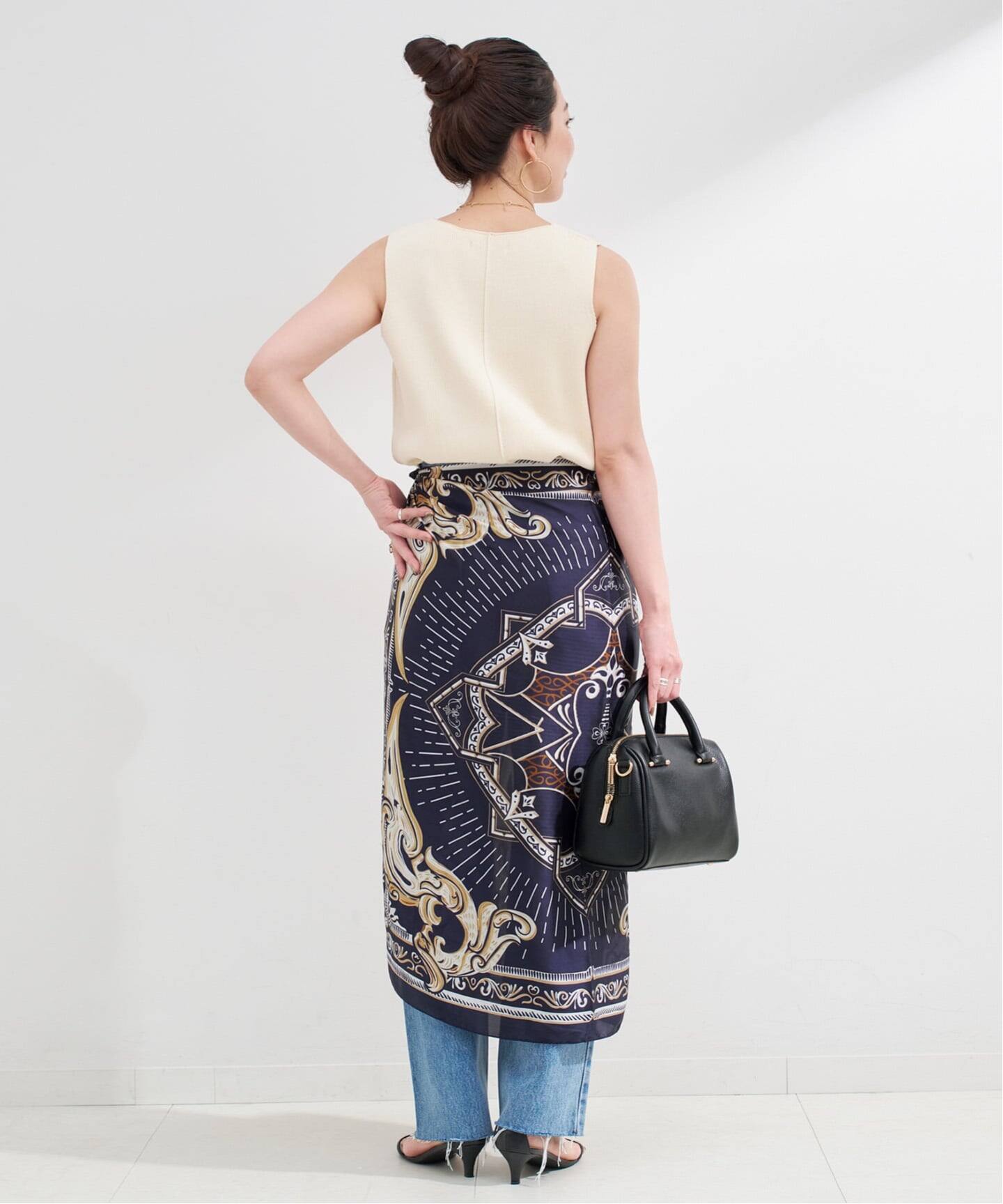 スカーフ BACI SCARF GARDEN(CMQ-157) - スカーフ専門店の通販 株式会社 丸加