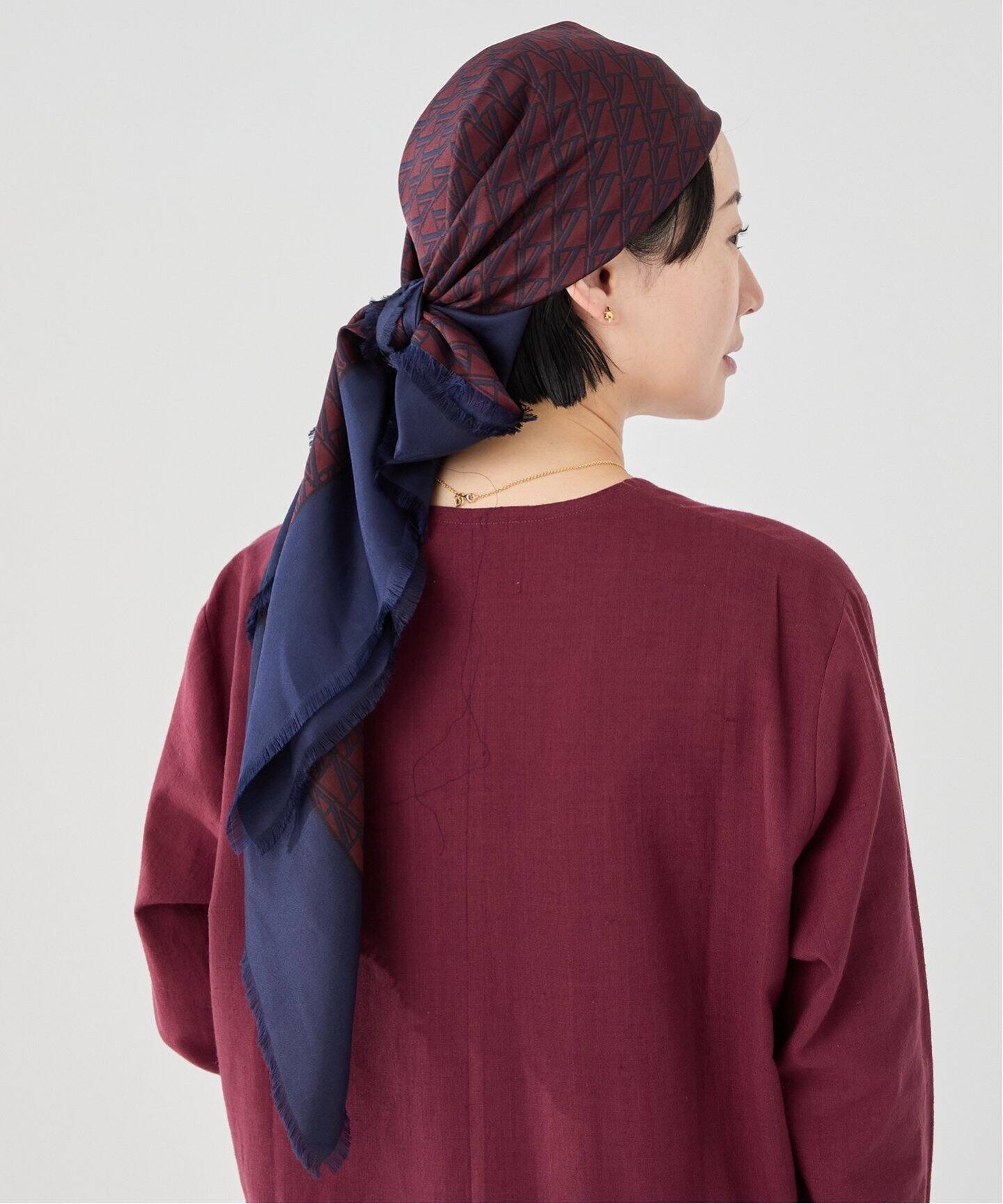 NAOKO OKUSAコラボ CITRUS V motif Silk Scarf C25264（スカーフ