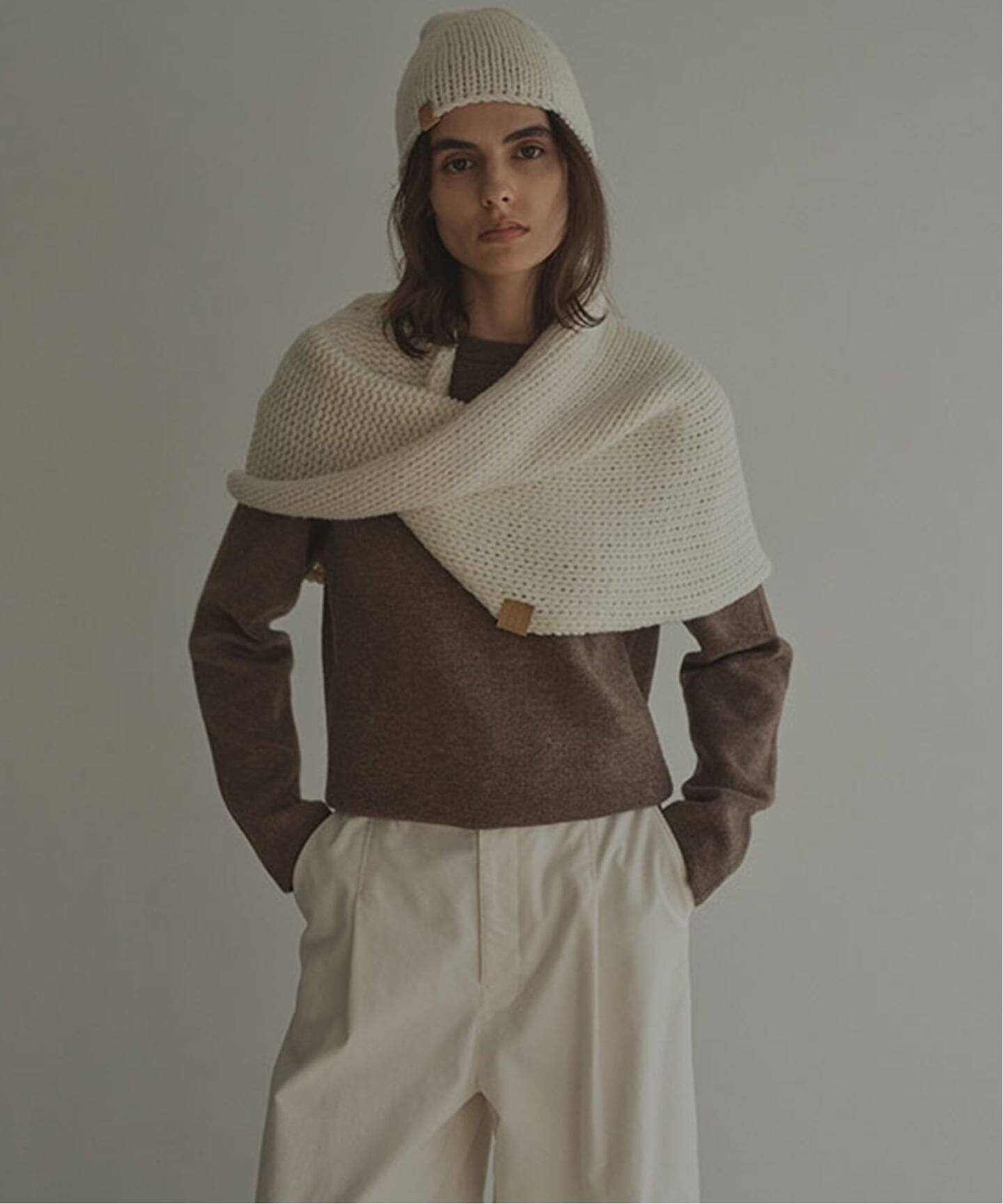 ETRE TOKYO バルキーヤーンハンドニットスヌード（マフラー）｜BOICE