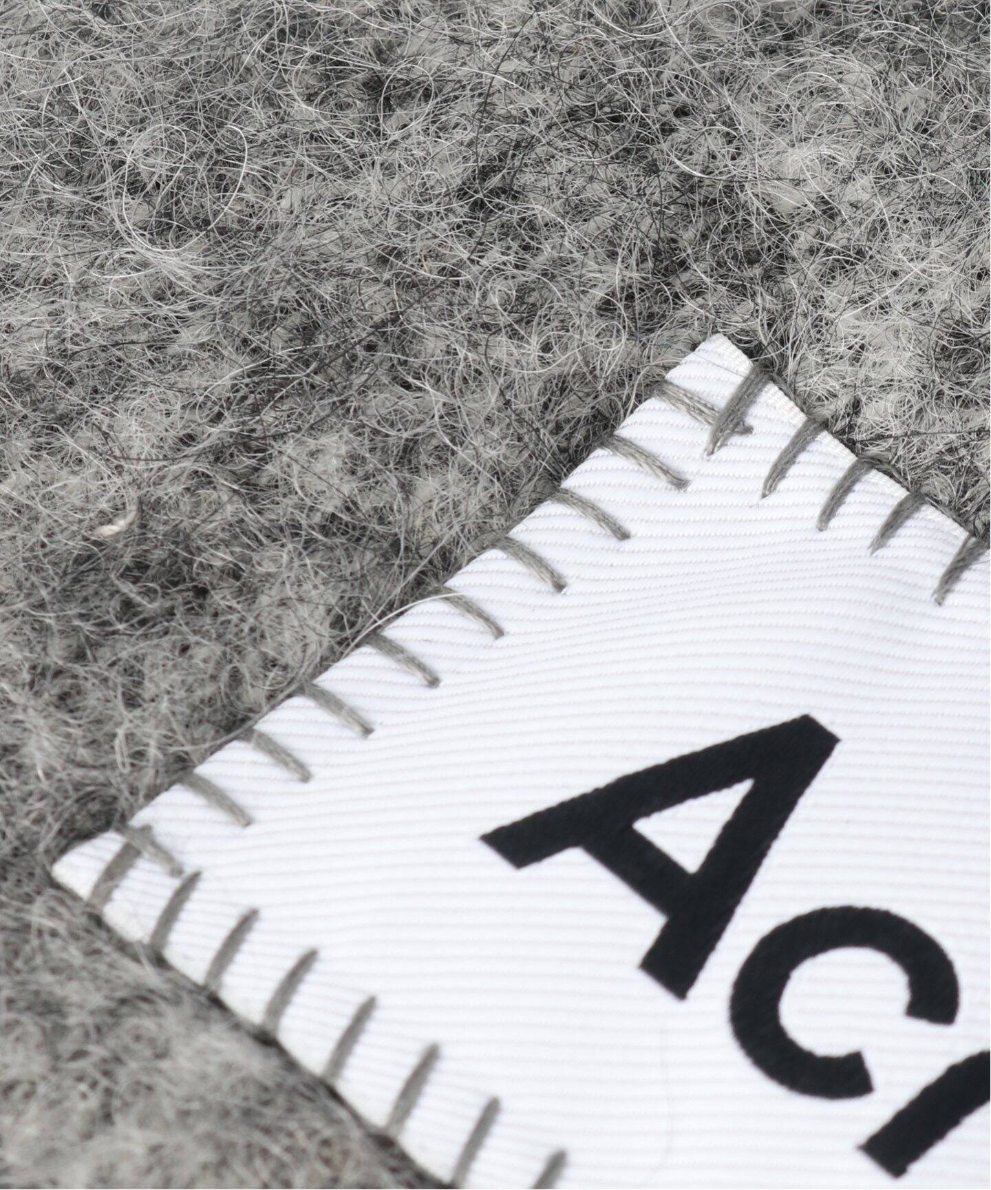 [Acne Studios] バンダナロゴプリントスカーフ Acne Studios] バンダナロゴプリントスカーフ (Acne Studios