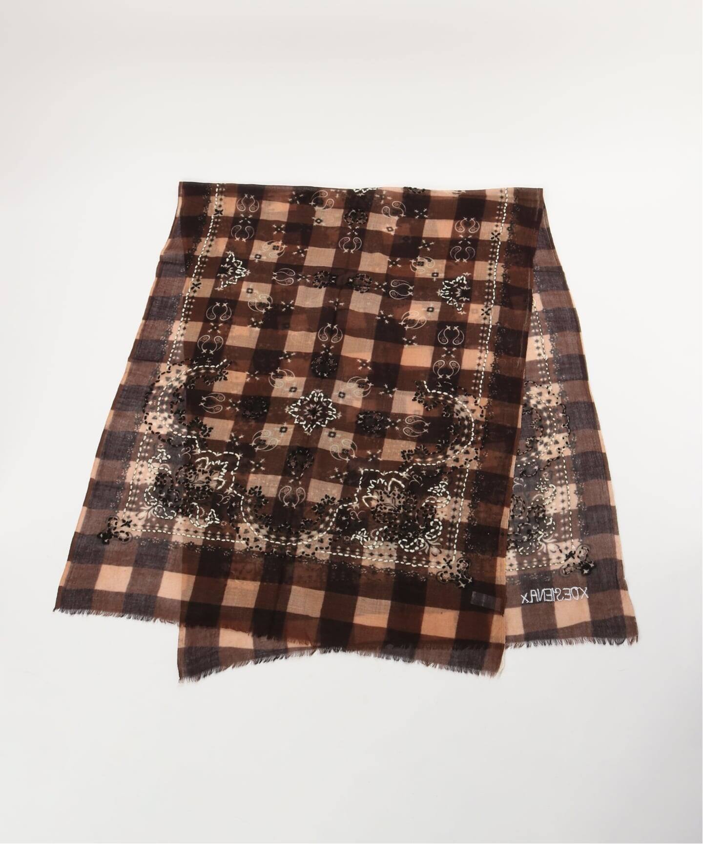 DE SIENA デ・シエナ ストール | 25秋冬 ギンガムチェック ウールストール | GINGHAM WOOL STOLE | スカーフ 大判 バンダナ柄 アラベスク模様 フリンジ ロゴ ブラウン | ブランド ファッション アイテム【レディース】【中古】 DE SIENA】 GINGHAM WOOL STOLE（ストール）｜JOURNAL STANDARD