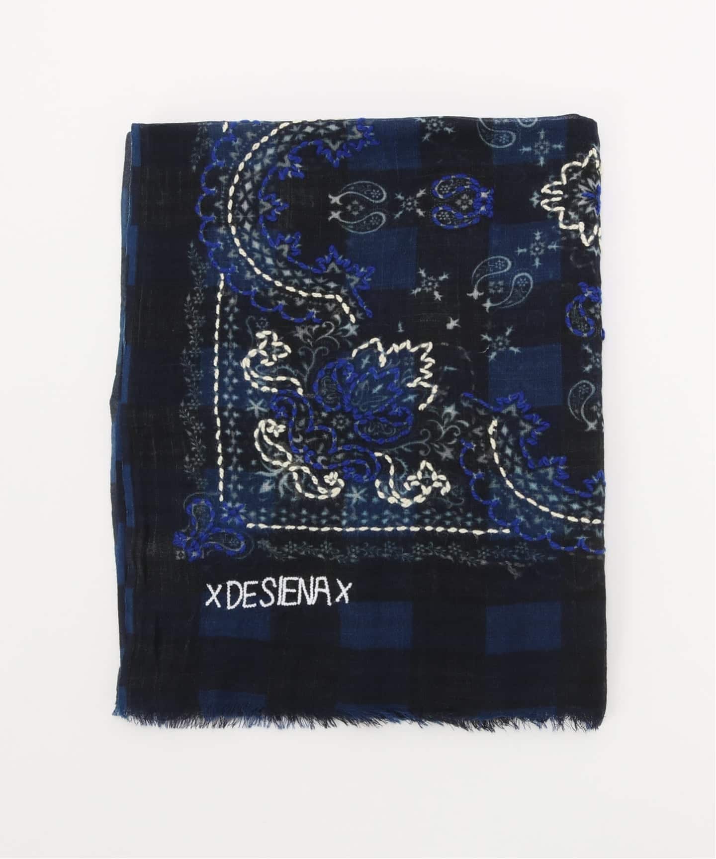 DE SIENA デ・シエナ ストール | 25秋冬 ギンガムチェック ウールストール | GINGHAM WOOL STOLE | スカーフ 大判 バンダナ柄 アラベスク模様 フリンジ ロゴ ブラウン | ブランド ファッション アイテム【レディース】【中古】 DE SIENA】 GINGHAM WOOL STOLE（ストール）｜JOURNAL STANDARD