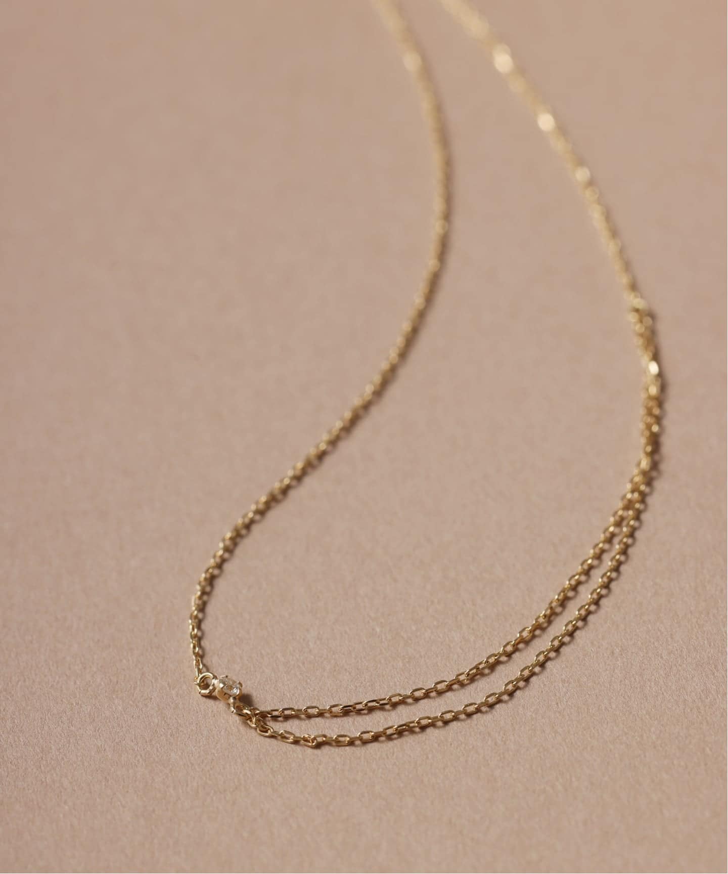 【Lilas】K10YG デュアルチェーンダイヤネックレス（0.02ct） WEB限定》デュアルチェーンダイヤネックレス K10（ネックレス）｜Lilas