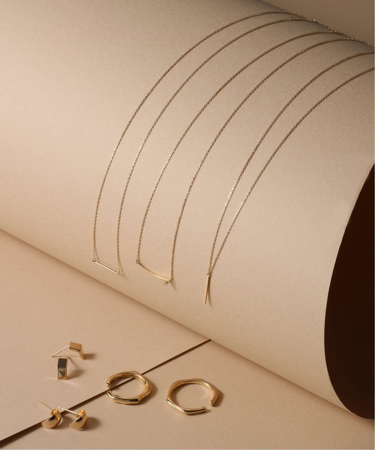 WEB限定》カーブライン1ツブダイヤネックレス K10（ネックレス