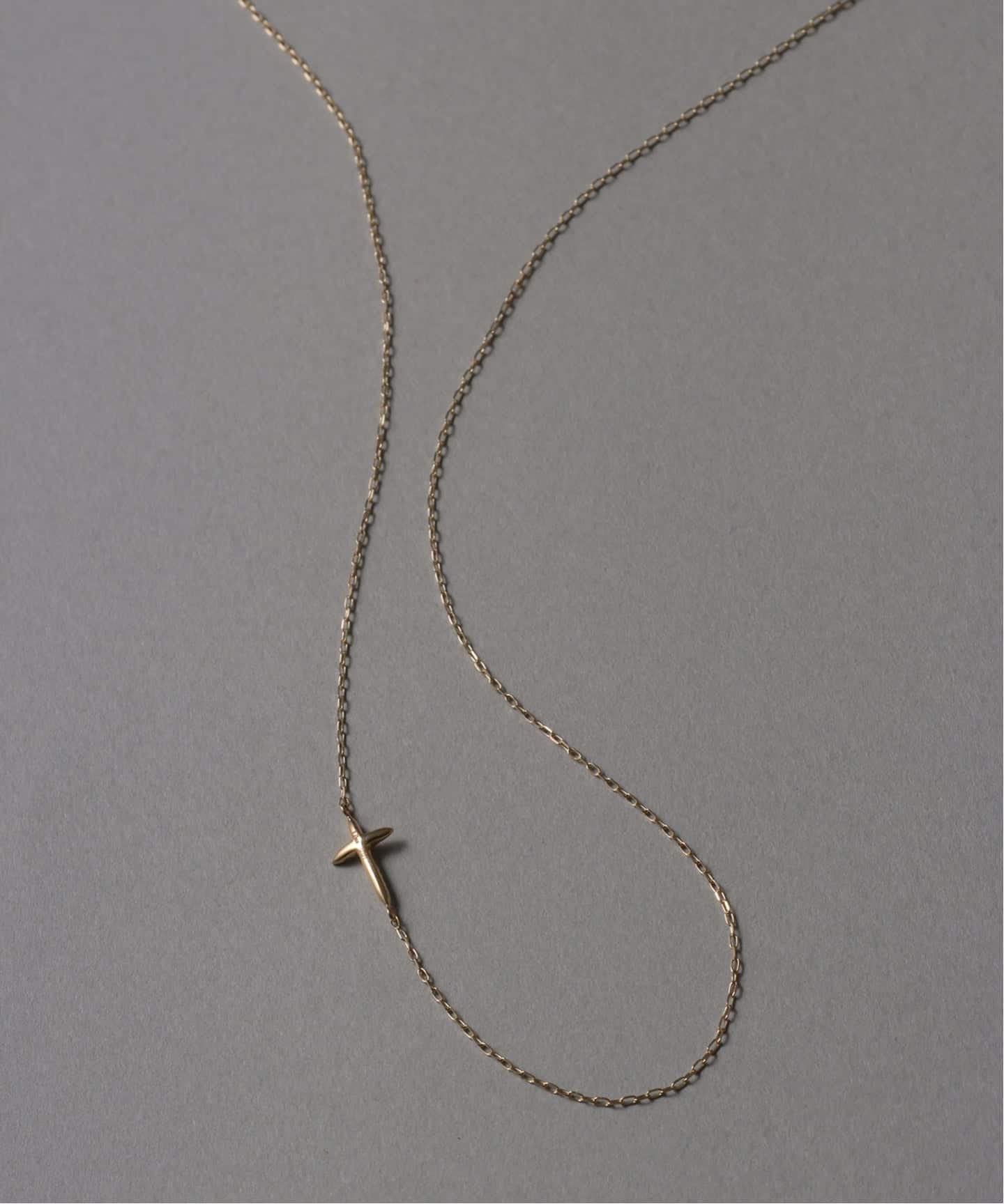 クロスダイヤネックレス K10（ネックレス）｜Lilas（リラ）の通販