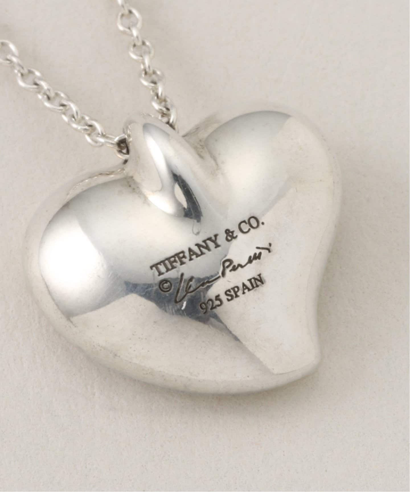 VINTAGE TIFFANY&Co./ティファニー】Curved heart necklace
