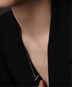 10K onyx×white sapphire earcuff(片耳)のコーディネートスナップ 