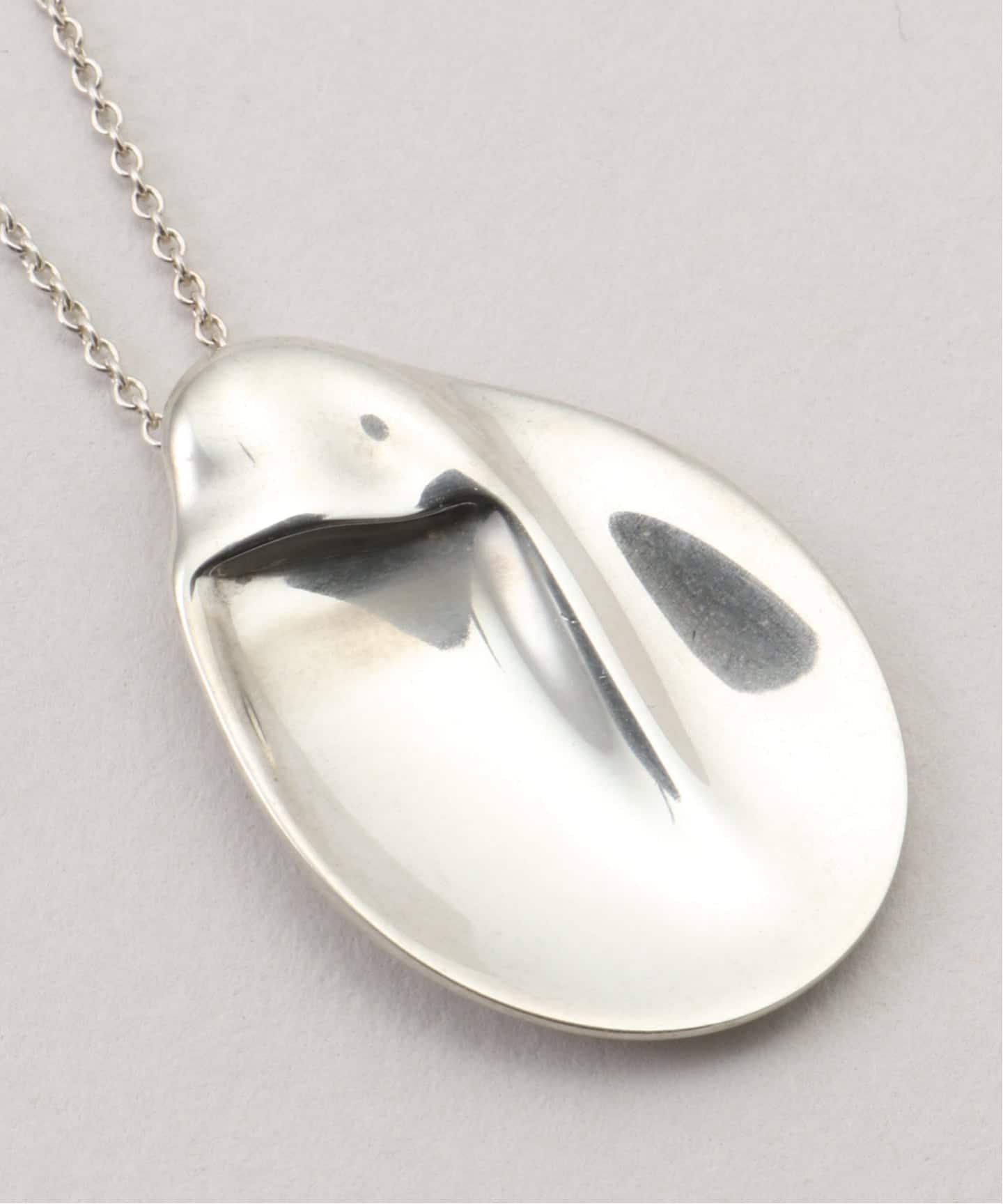 VINTAGE TIFFANY&Co./ティファニー】Madonna necklace（ネックレス