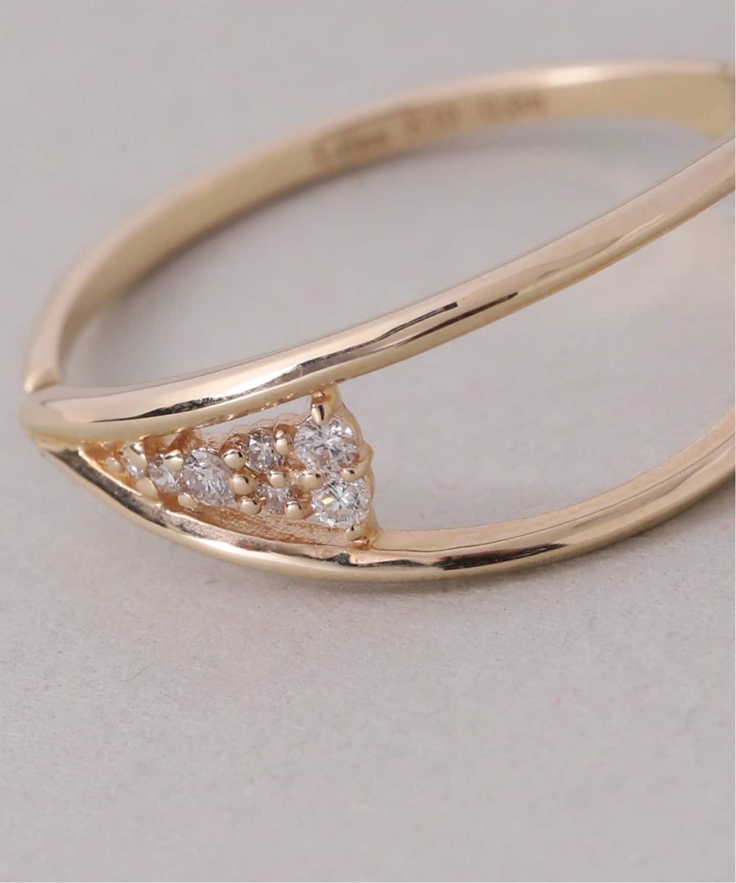 V型フォークダイヤリング K10（リング）｜Lilas（リラ）の通販