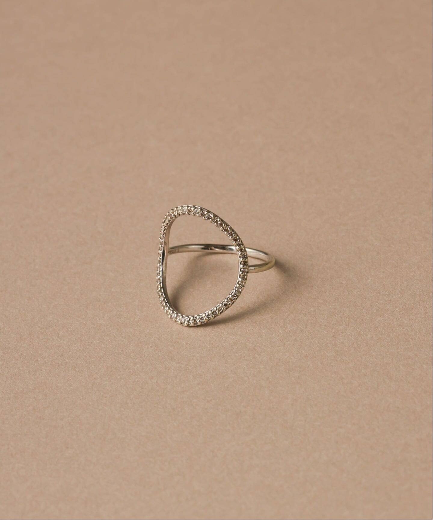 lilas リラ　オーバルラインダイヤリング　WG K10 オーバルラインダイヤリングWG K10（リング）｜Lilas（リラ）の