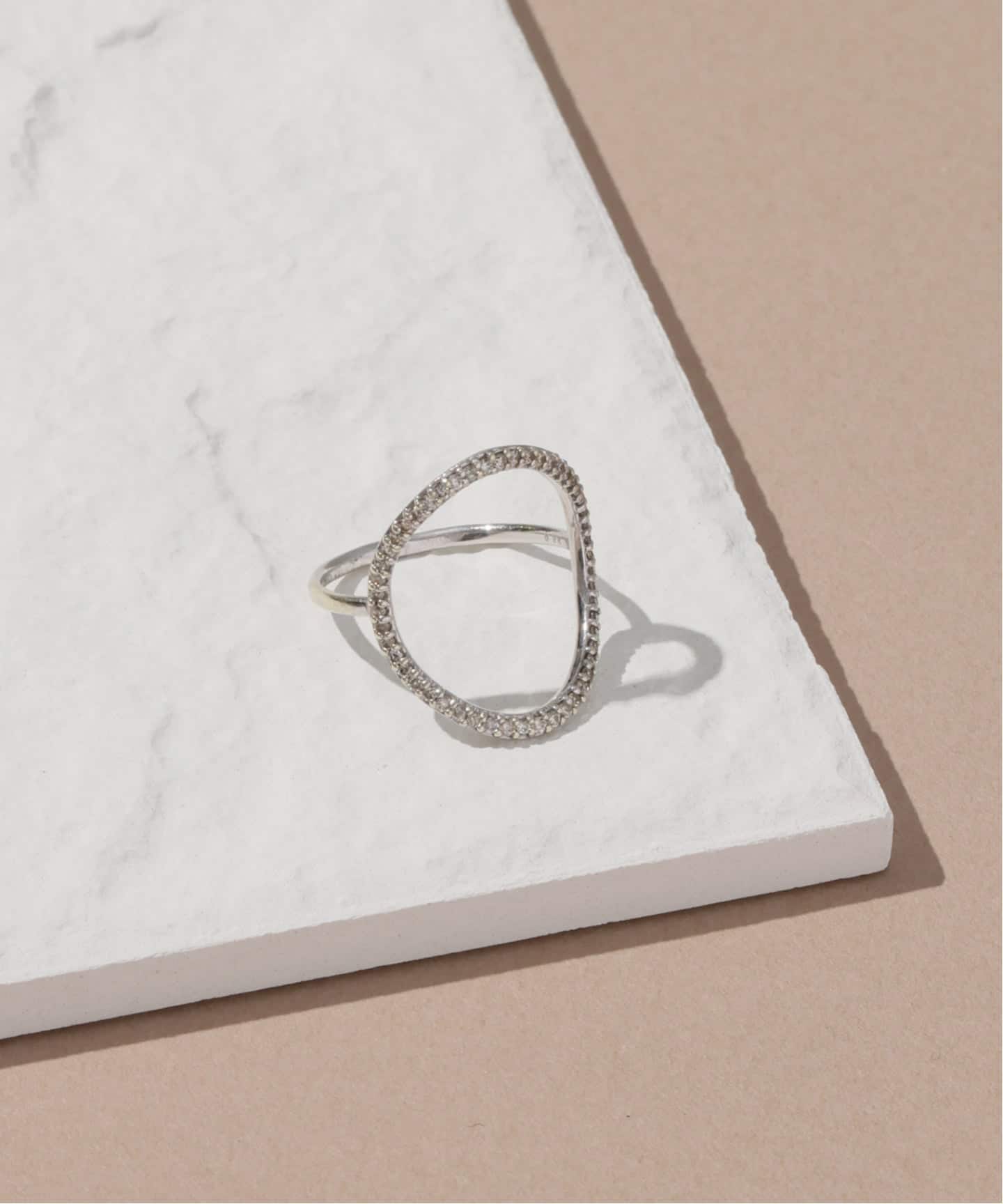 lilas リラ　オーバルラインダイヤリング　WG K10 オーバルラインダイヤリングWG K10（リング）｜Lilas（リラ）の